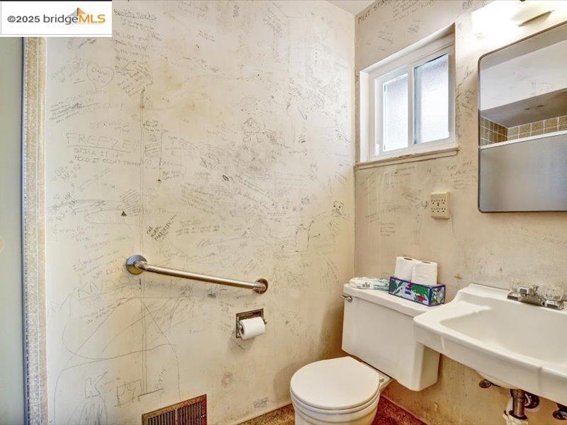 Detail Gallery Image 34 of 51 For 438 Harding Ave, Livermore,  CA 94550 - 4 Beds | 2 Baths