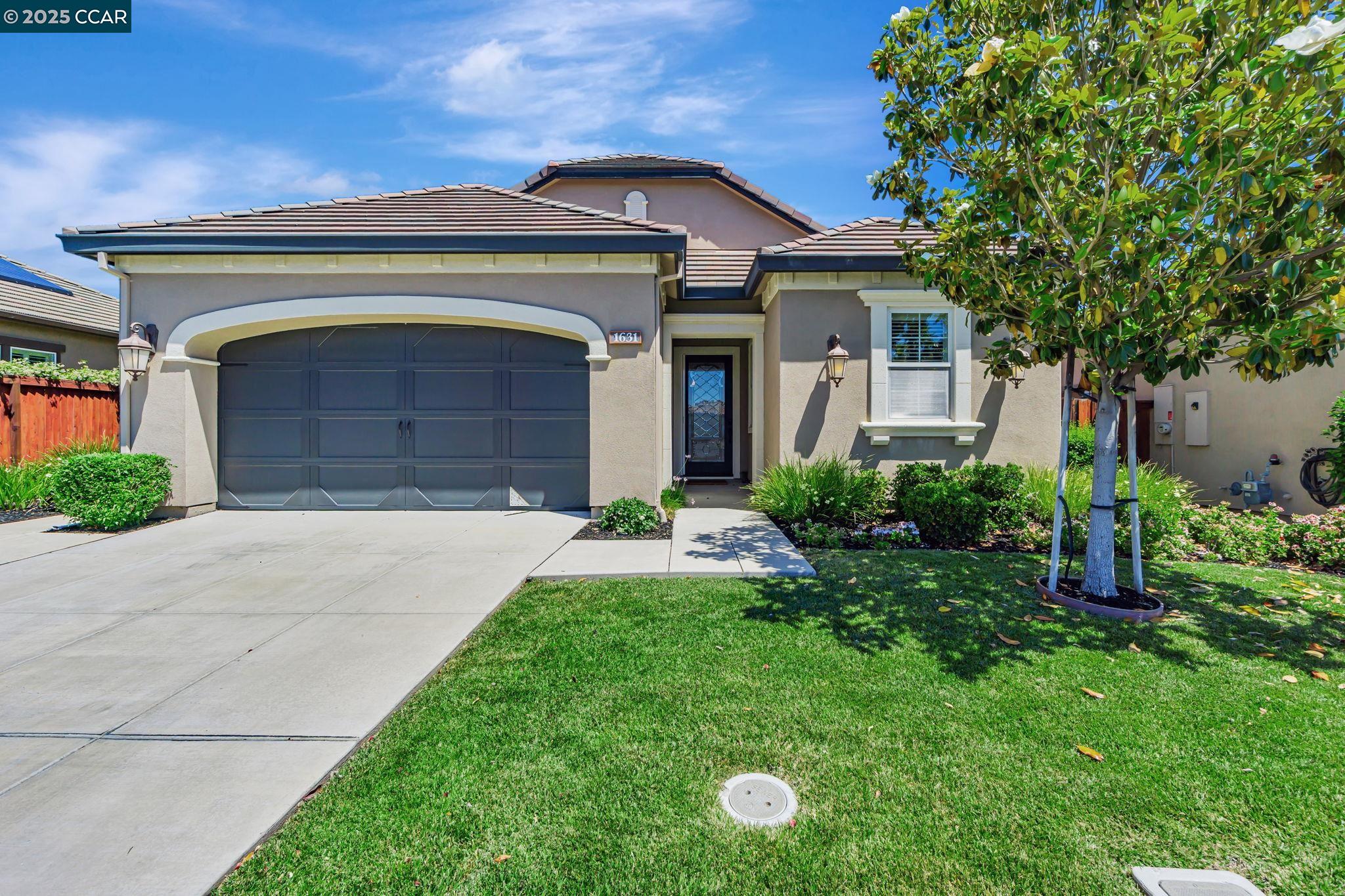 Detail Gallery Image 1 of 50 For 1631 Chianti Ln, Brentwood,  CA 94513 - 2 Beds | 2 Baths