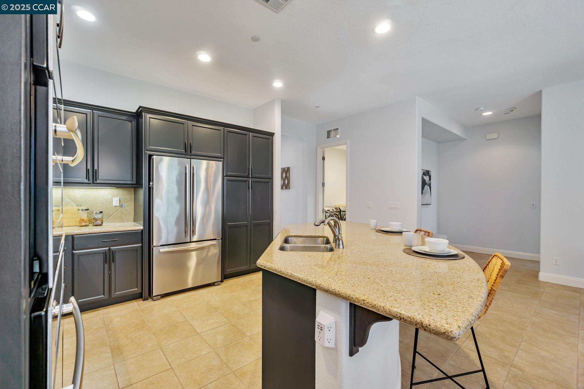 Detail Gallery Image 4 of 50 For 1631 Chianti Ln, Brentwood,  CA 94513 - 2 Beds | 2 Baths