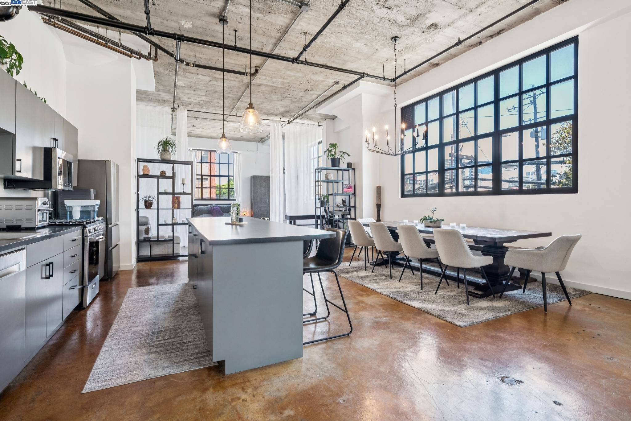 Detail Gallery Image 20 of 41 For 247 4th St #202,  Oakland,  CA 94607 - 2 Beds | 1 Baths