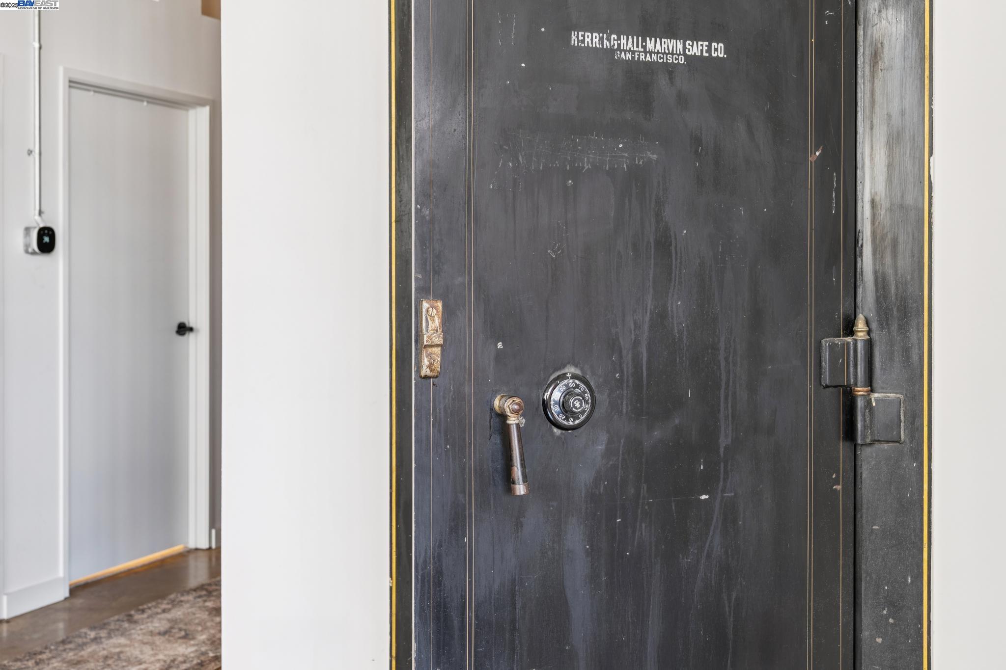 Detail Gallery Image 29 of 41 For 247 4th St #202,  Oakland,  CA 94607 - 2 Beds | 1 Baths