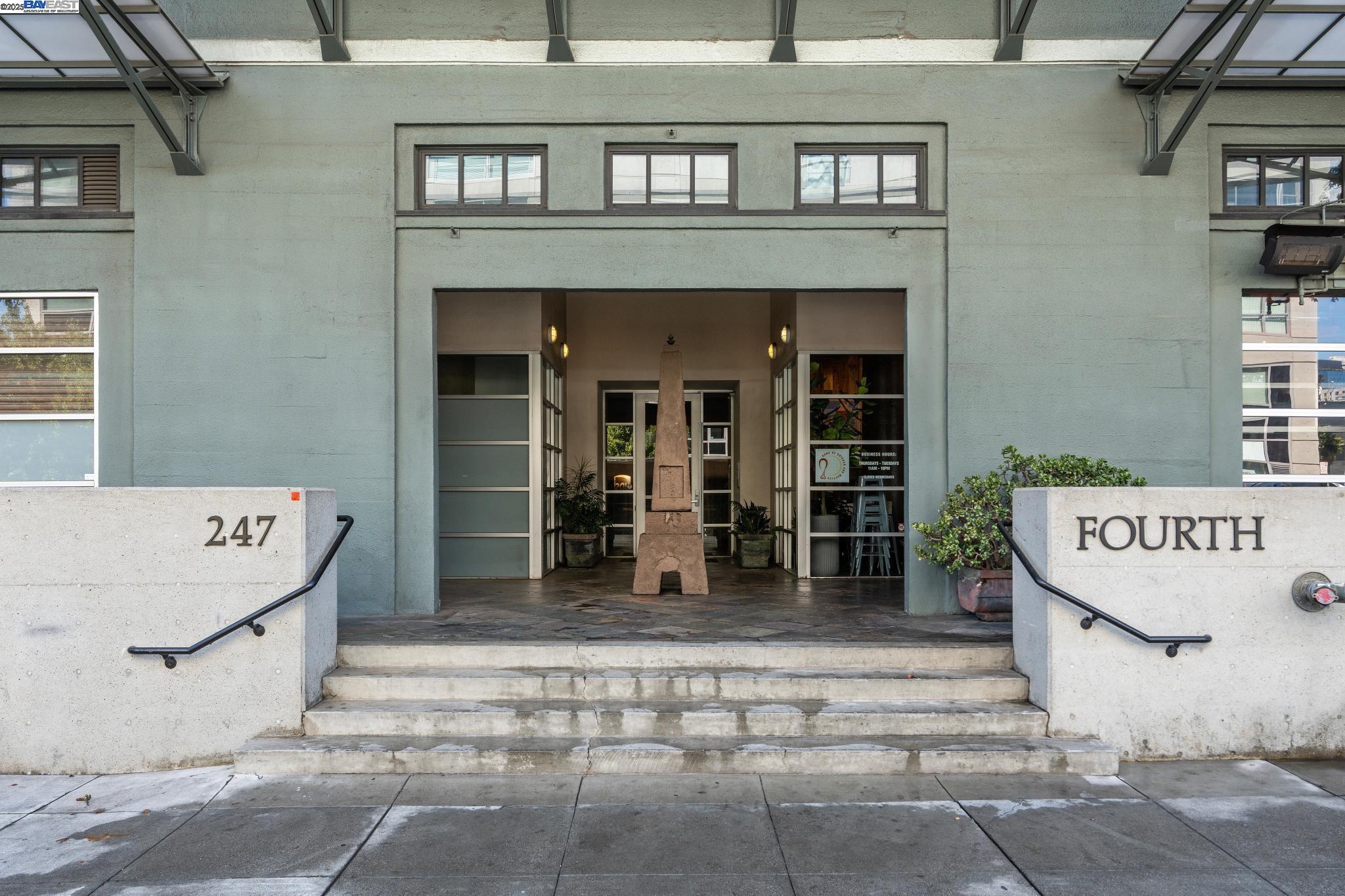 Detail Gallery Image 35 of 41 For 247 4th St #202,  Oakland,  CA 94607 - 2 Beds | 1 Baths
