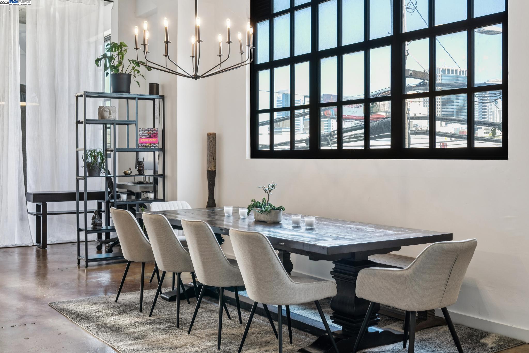 Detail Gallery Image 6 of 41 For 247 4th St #202,  Oakland,  CA 94607 - 2 Beds | 1 Baths