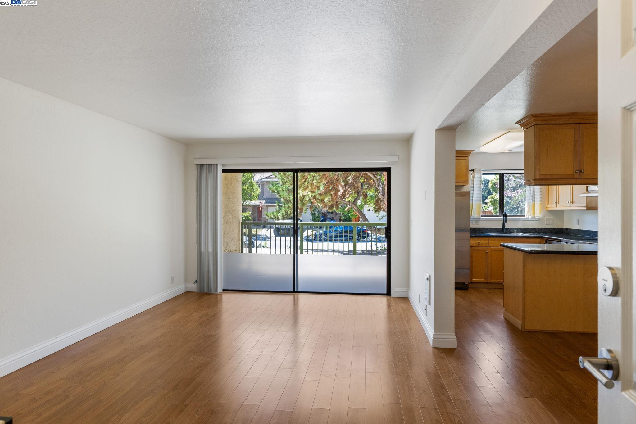 Detail Gallery Image 9 of 33 For 38780 Tyson Ln 101c,  Fremont,  CA 94536 - 1 Beds | 1 Baths