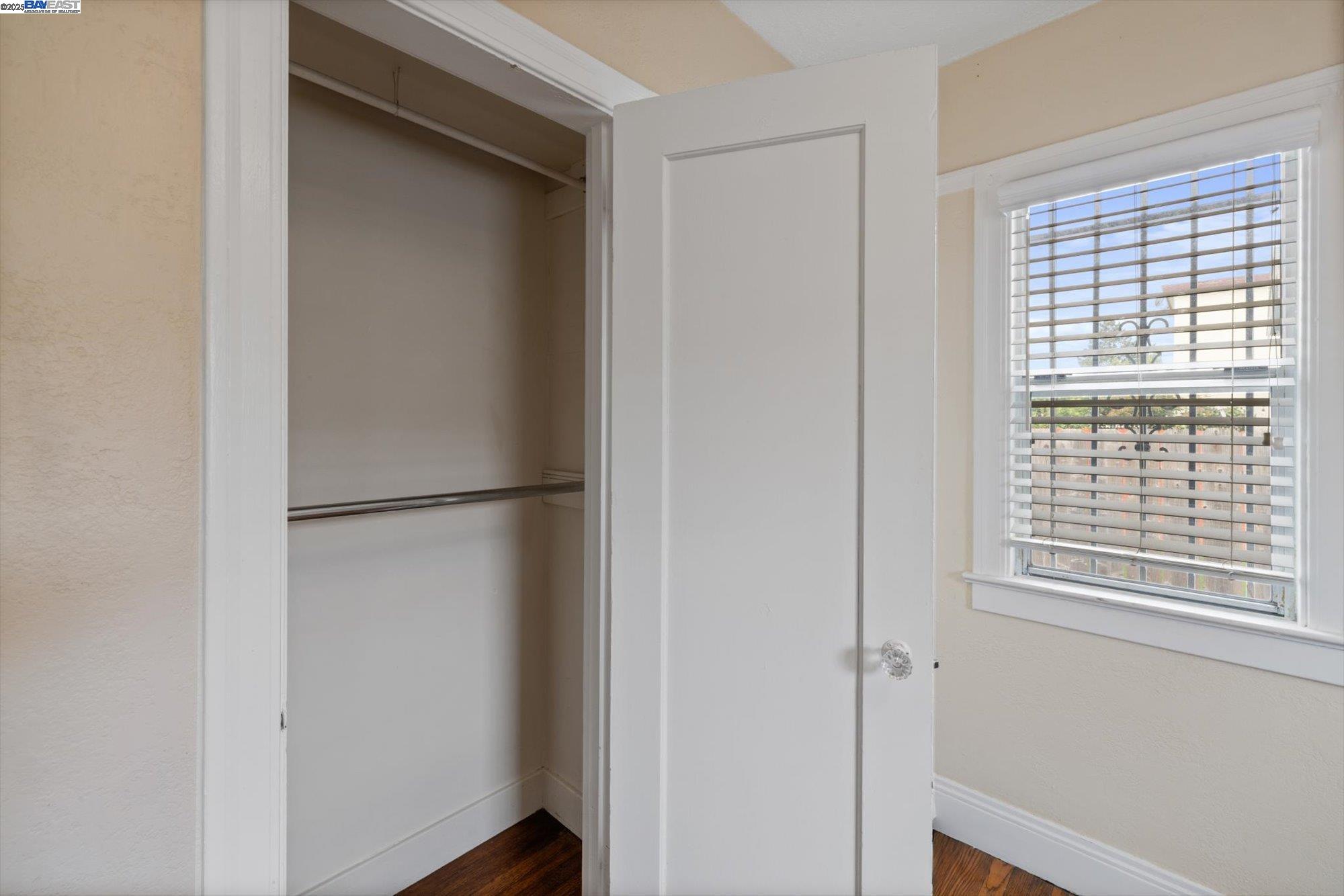 Detail Gallery Image 25 of 47 For 10109 Plymouth St, Oakland,  CA 94603 - 2 Beds | 1 Baths