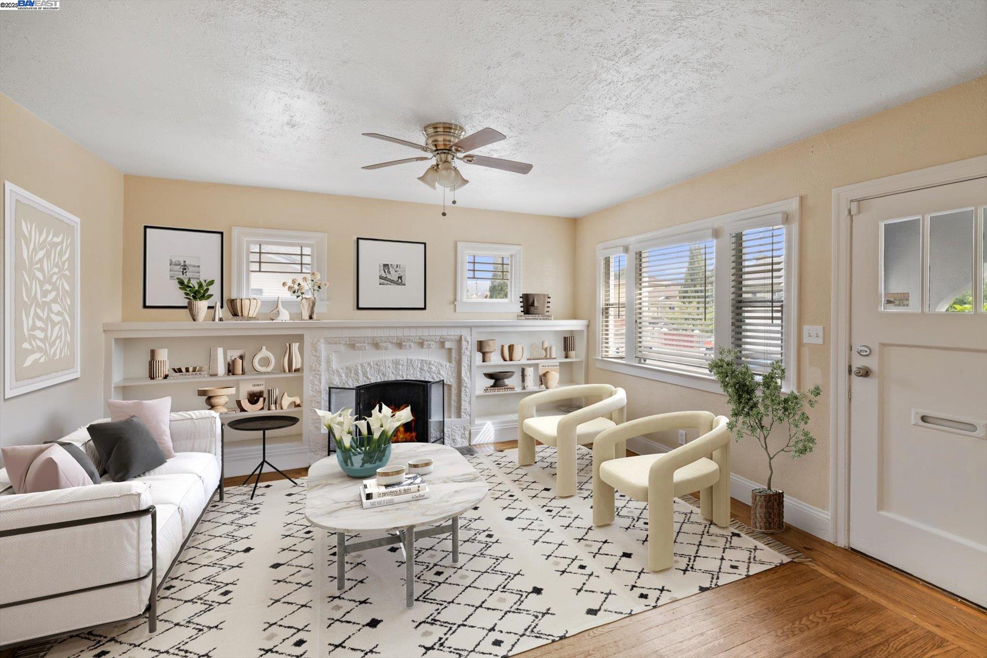 Detail Gallery Image 4 of 47 For 10109 Plymouth St, Oakland,  CA 94603 - 2 Beds | 1 Baths