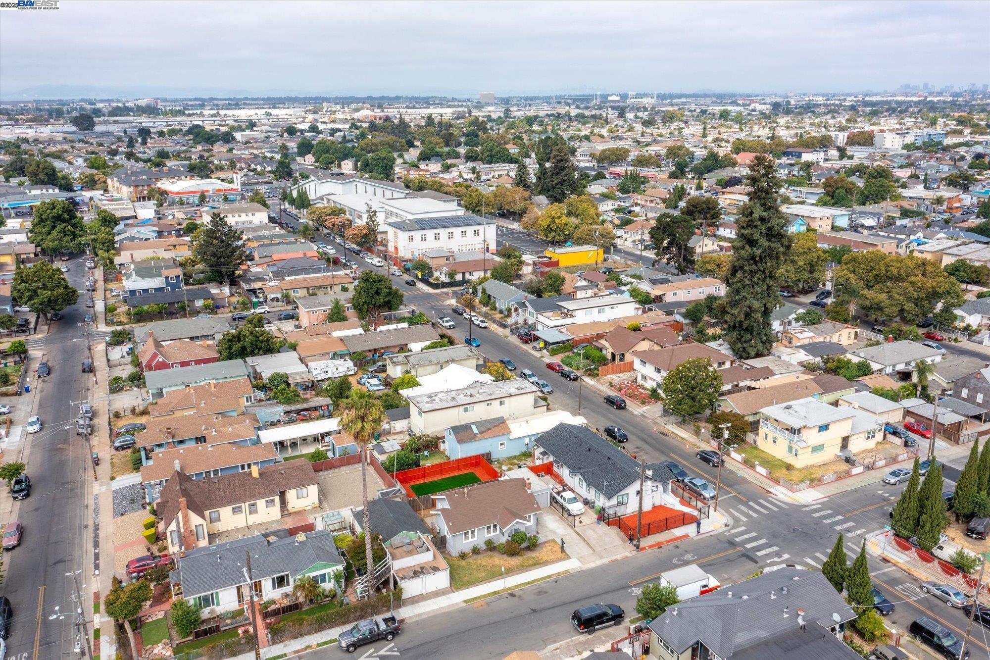 Detail Gallery Image 41 of 47 For 10109 Plymouth St, Oakland,  CA 94603 - 2 Beds | 1 Baths