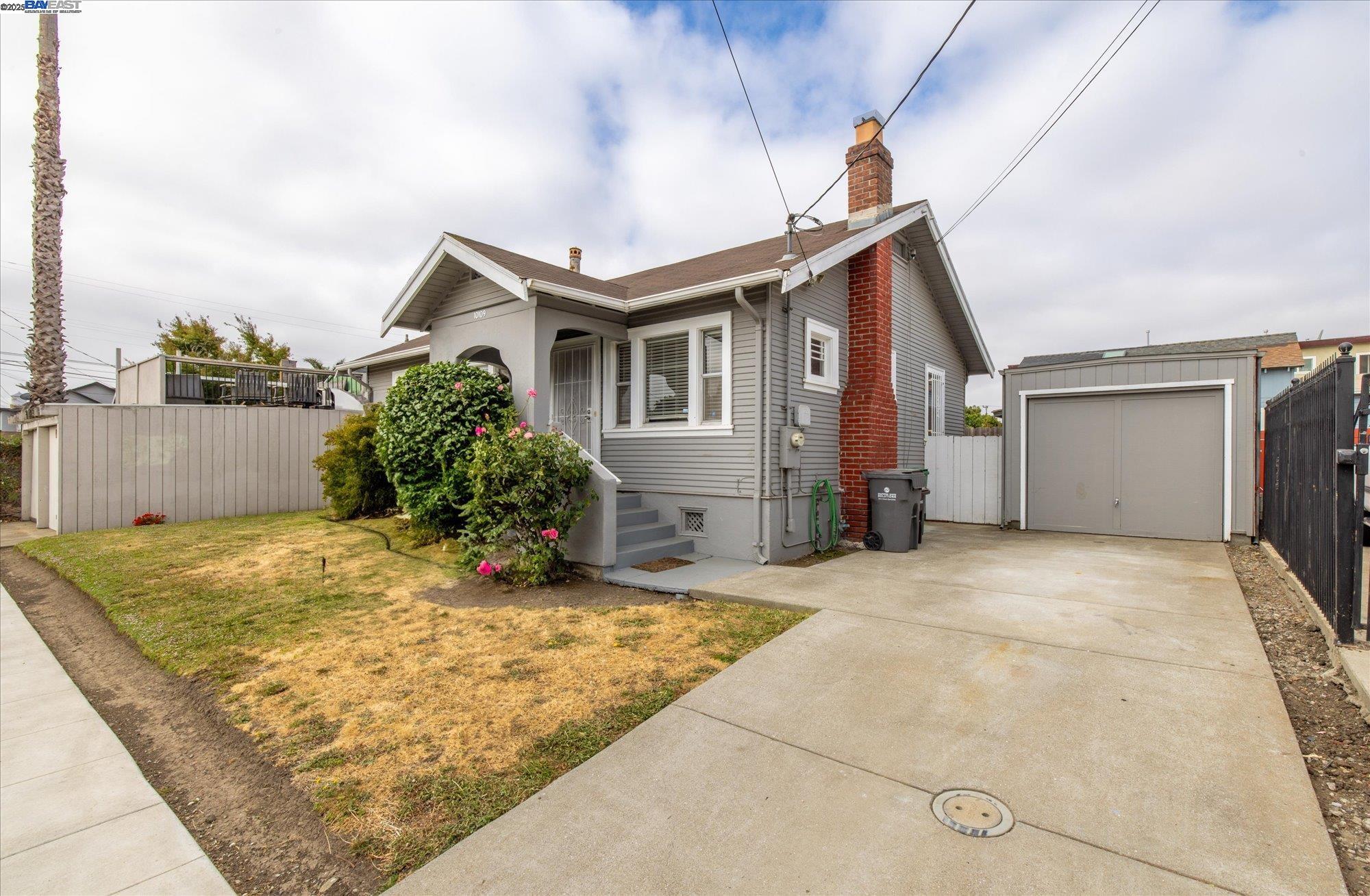 Detail Gallery Image 46 of 47 For 10109 Plymouth St, Oakland,  CA 94603 - 2 Beds | 1 Baths