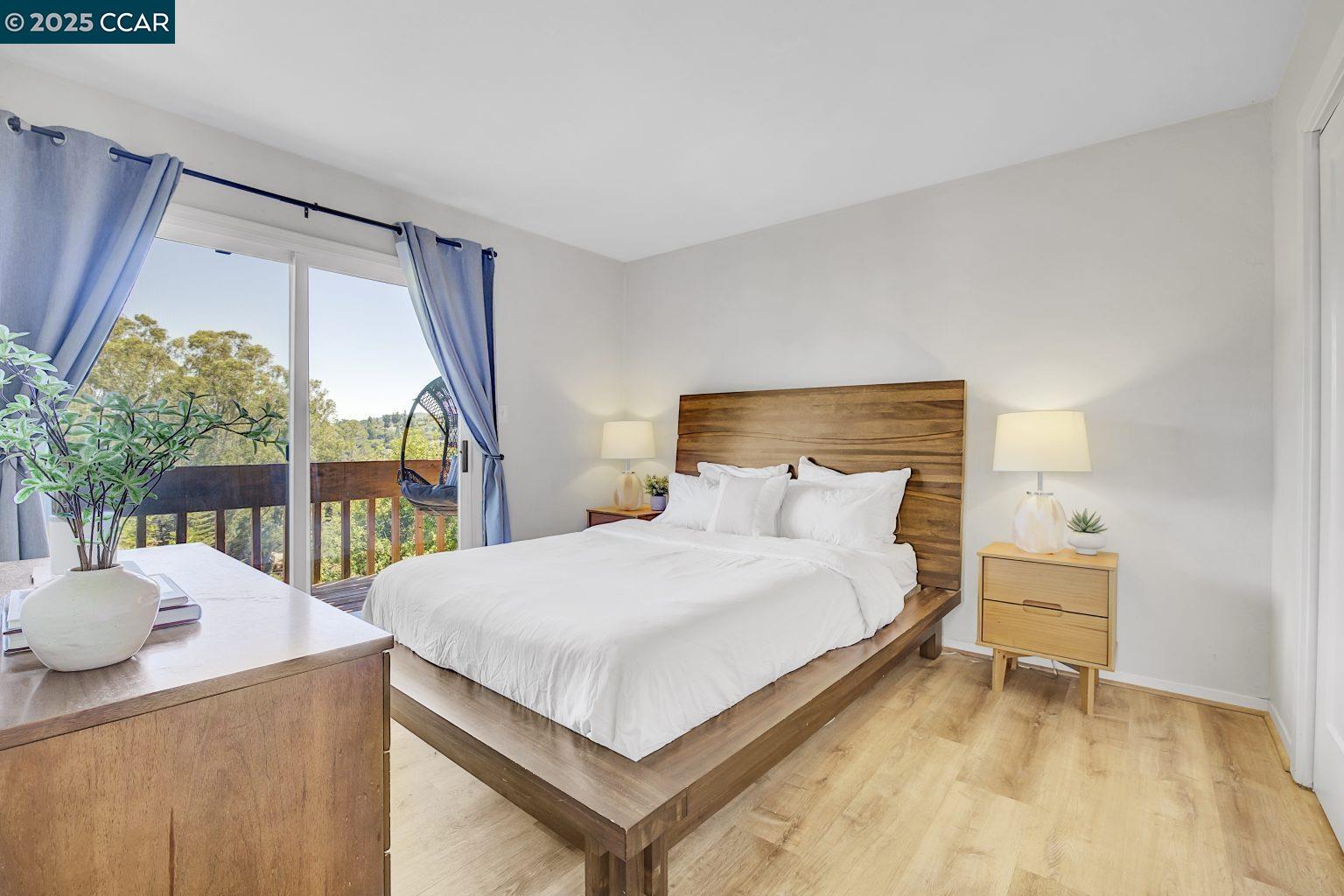 Detail Gallery Image 13 of 30 For 317 Seymour Ln, Mill Valley,  CA 94941 - 3 Beds | 2 Baths