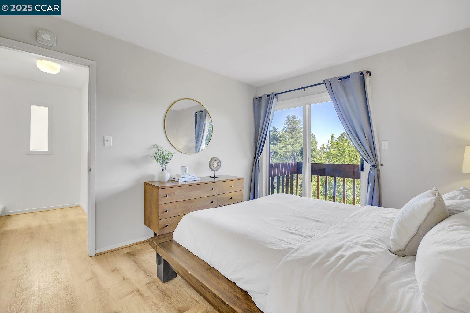 Detail Gallery Image 14 of 30 For 317 Seymour Ln, Mill Valley,  CA 94941 - 3 Beds | 2 Baths
