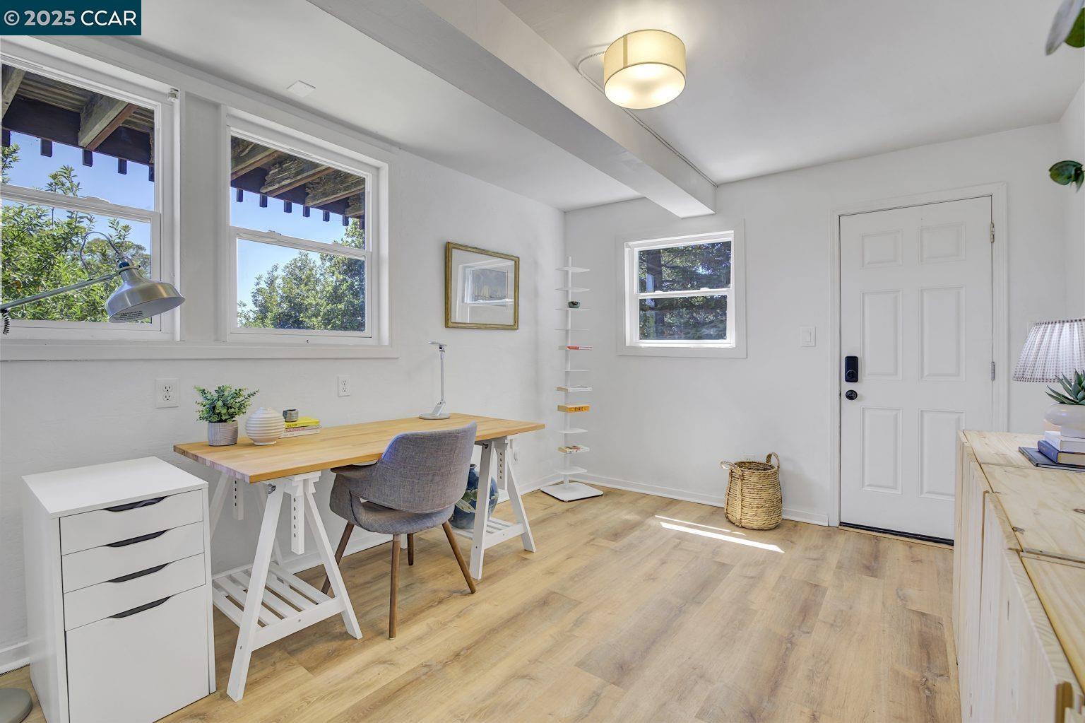 Detail Gallery Image 27 of 30 For 317 Seymour Ln, Mill Valley,  CA 94941 - 3 Beds | 2 Baths