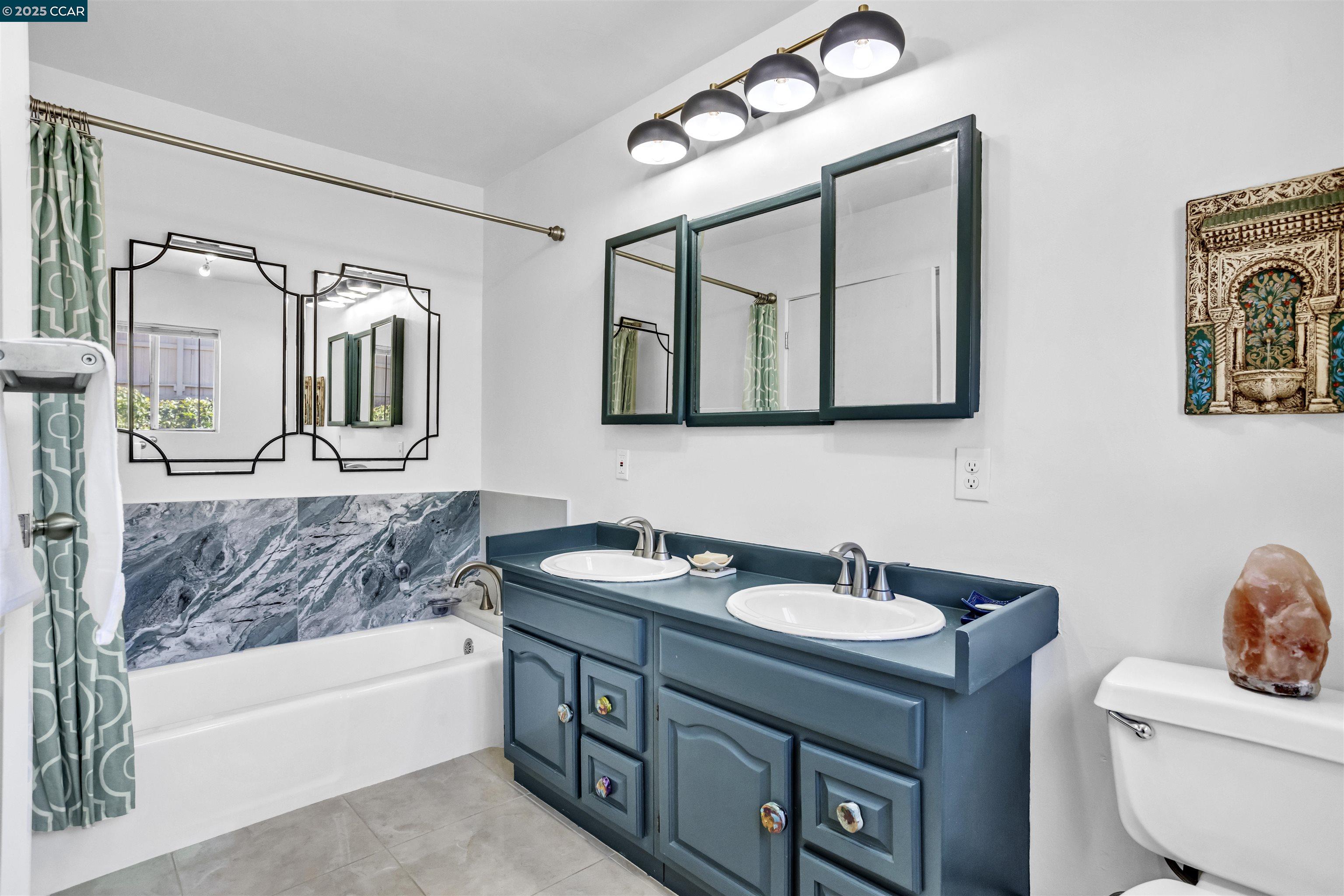 Detail Gallery Image 15 of 41 For 948 Jones Ave, Pinole,  CA 94564 - 3 Beds | 2 Baths