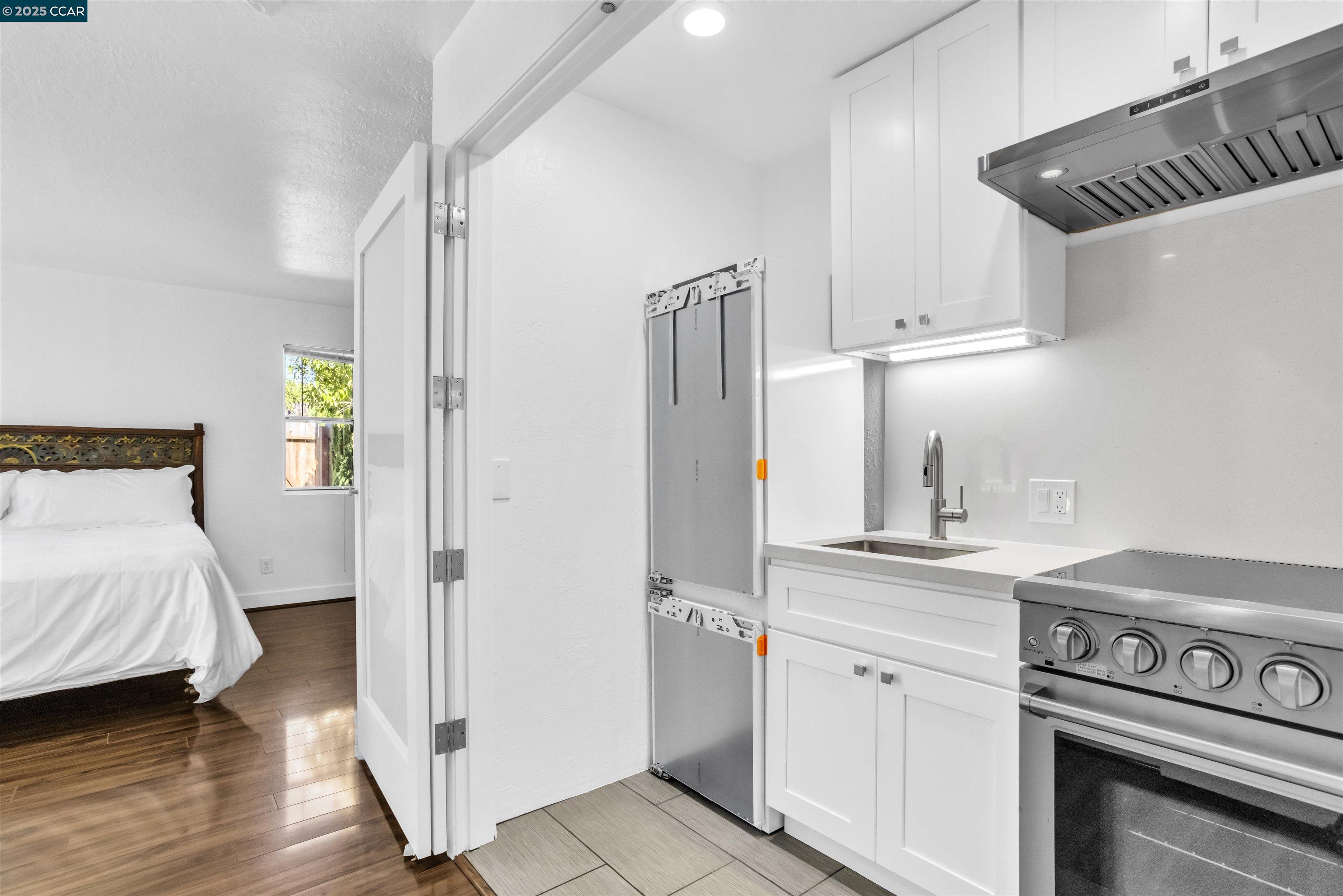 Detail Gallery Image 10 of 41 For 948 Jones Ave, Pinole,  CA 94564 - 3 Beds | 2 Baths