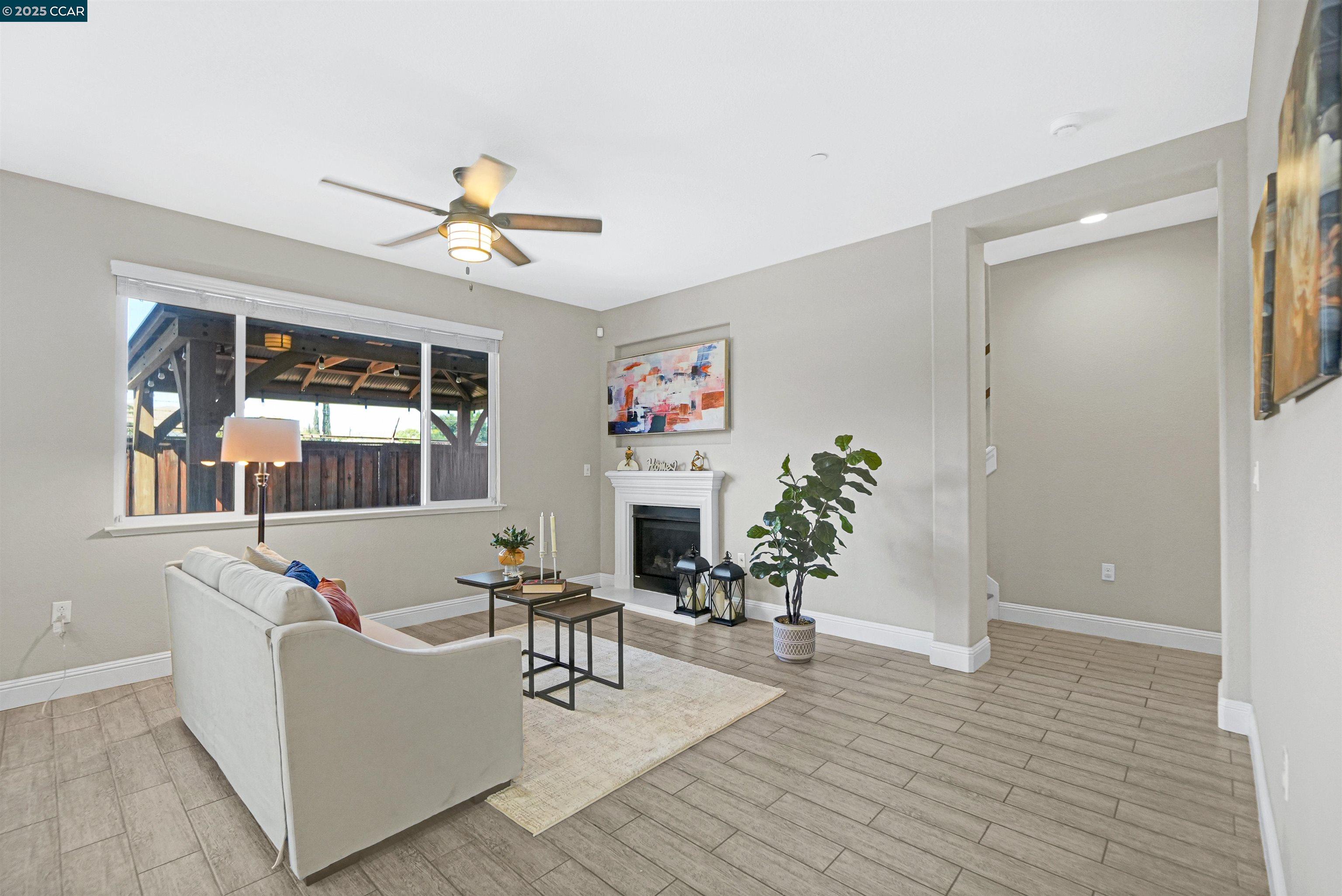 Detail Gallery Image 17 of 53 For 80 Greystone Pl, Pittsburg,  CA 94565 - 4 Beds | 2/1 Baths