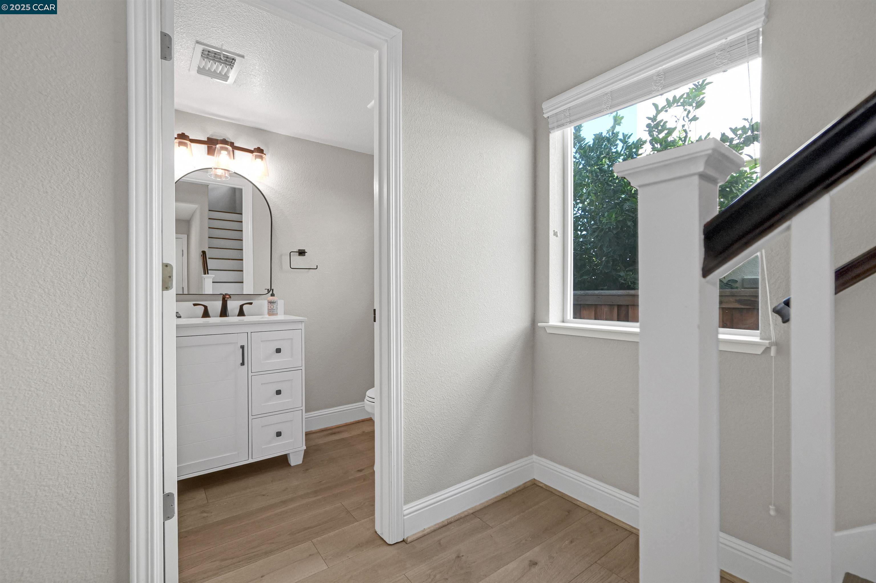 Detail Gallery Image 20 of 53 For 80 Greystone Pl, Pittsburg,  CA 94565 - 4 Beds | 2/1 Baths