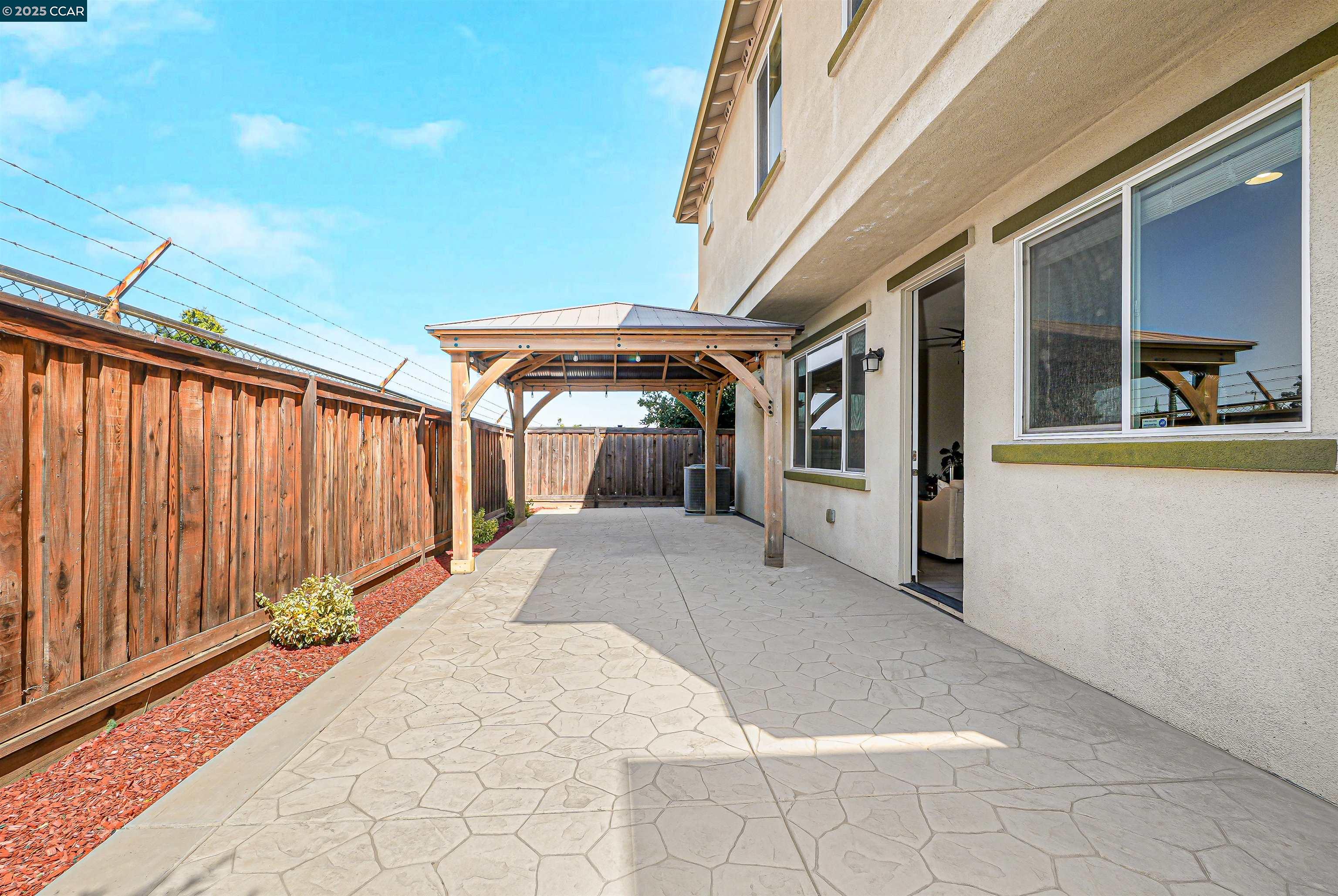 Detail Gallery Image 39 of 53 For 80 Greystone Pl, Pittsburg,  CA 94565 - 4 Beds | 2/1 Baths