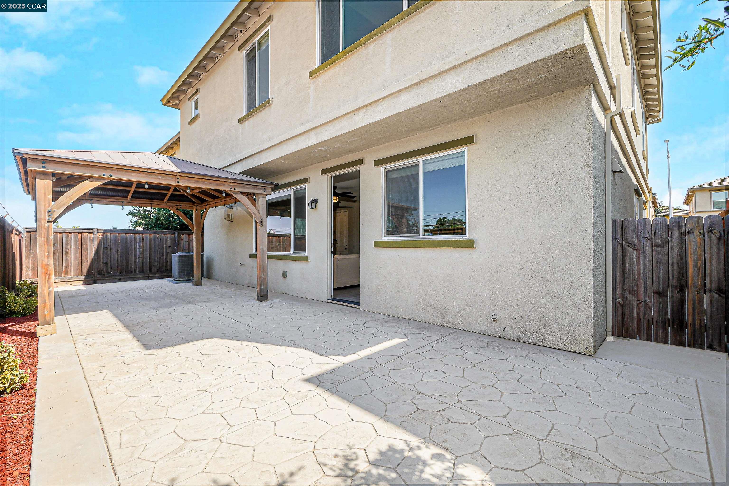 Detail Gallery Image 40 of 53 For 80 Greystone Pl, Pittsburg,  CA 94565 - 4 Beds | 2/1 Baths
