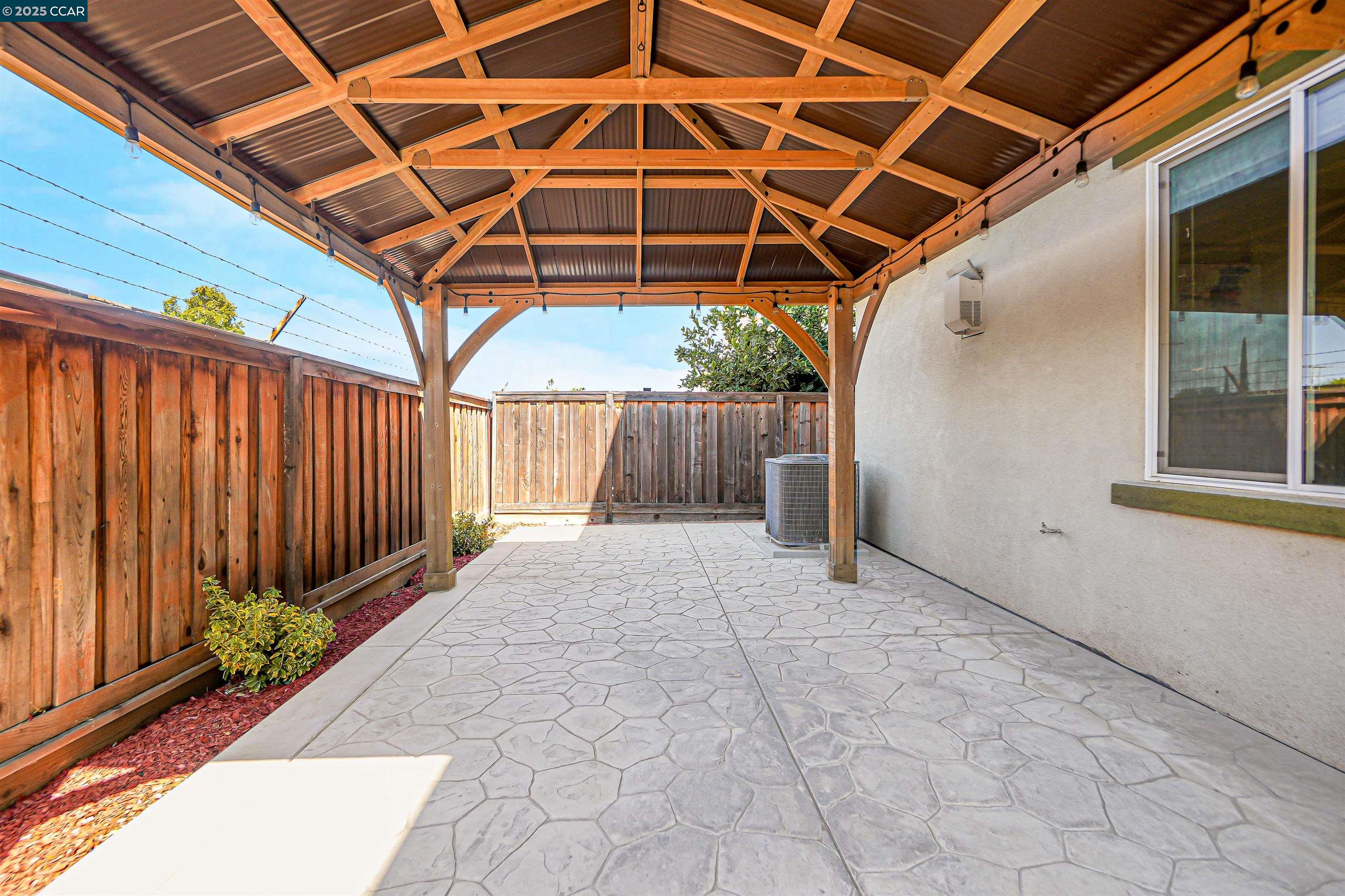 Detail Gallery Image 41 of 53 For 80 Greystone Pl, Pittsburg,  CA 94565 - 4 Beds | 2/1 Baths