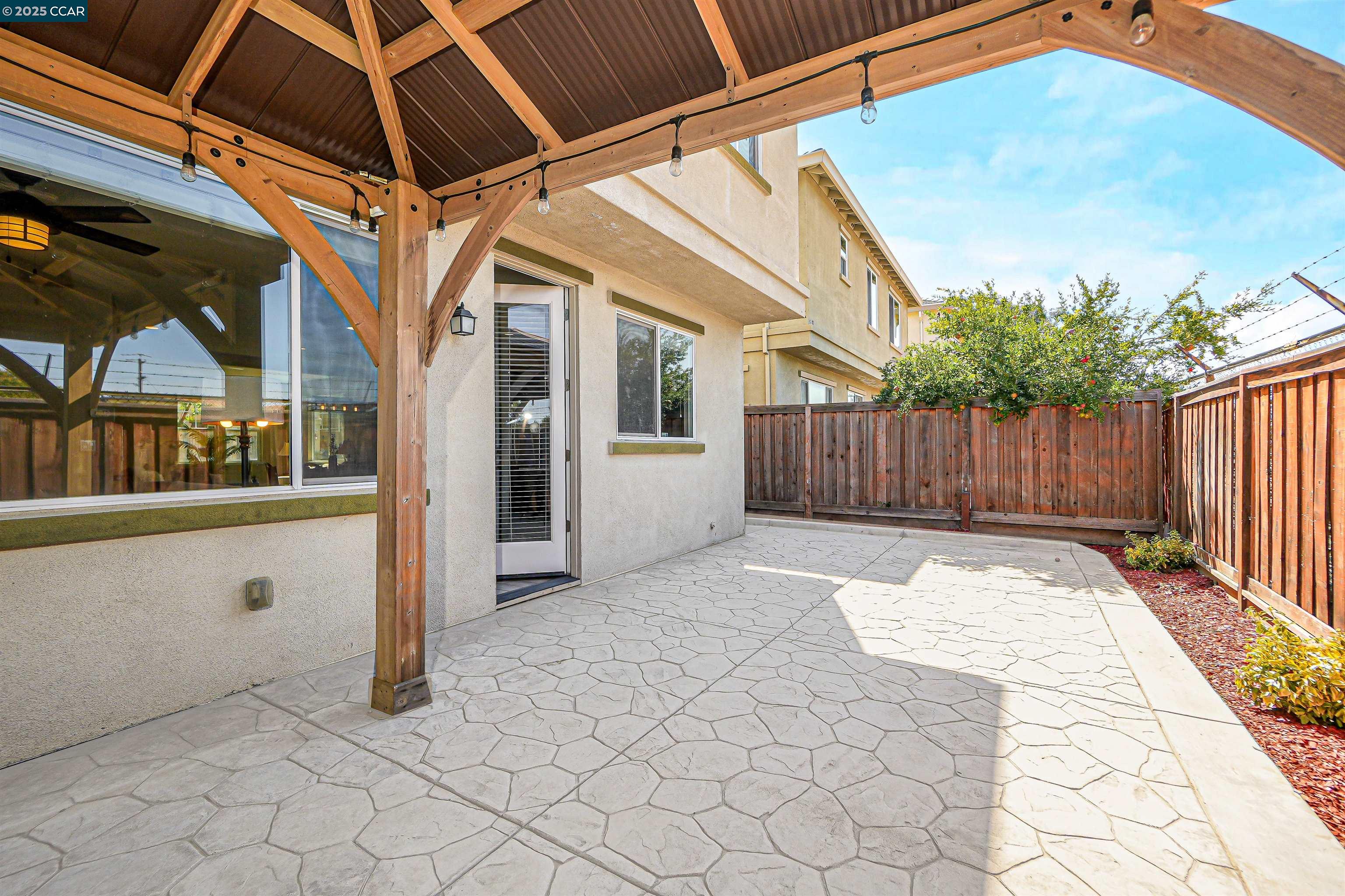 Detail Gallery Image 44 of 53 For 80 Greystone Pl, Pittsburg,  CA 94565 - 4 Beds | 2/1 Baths