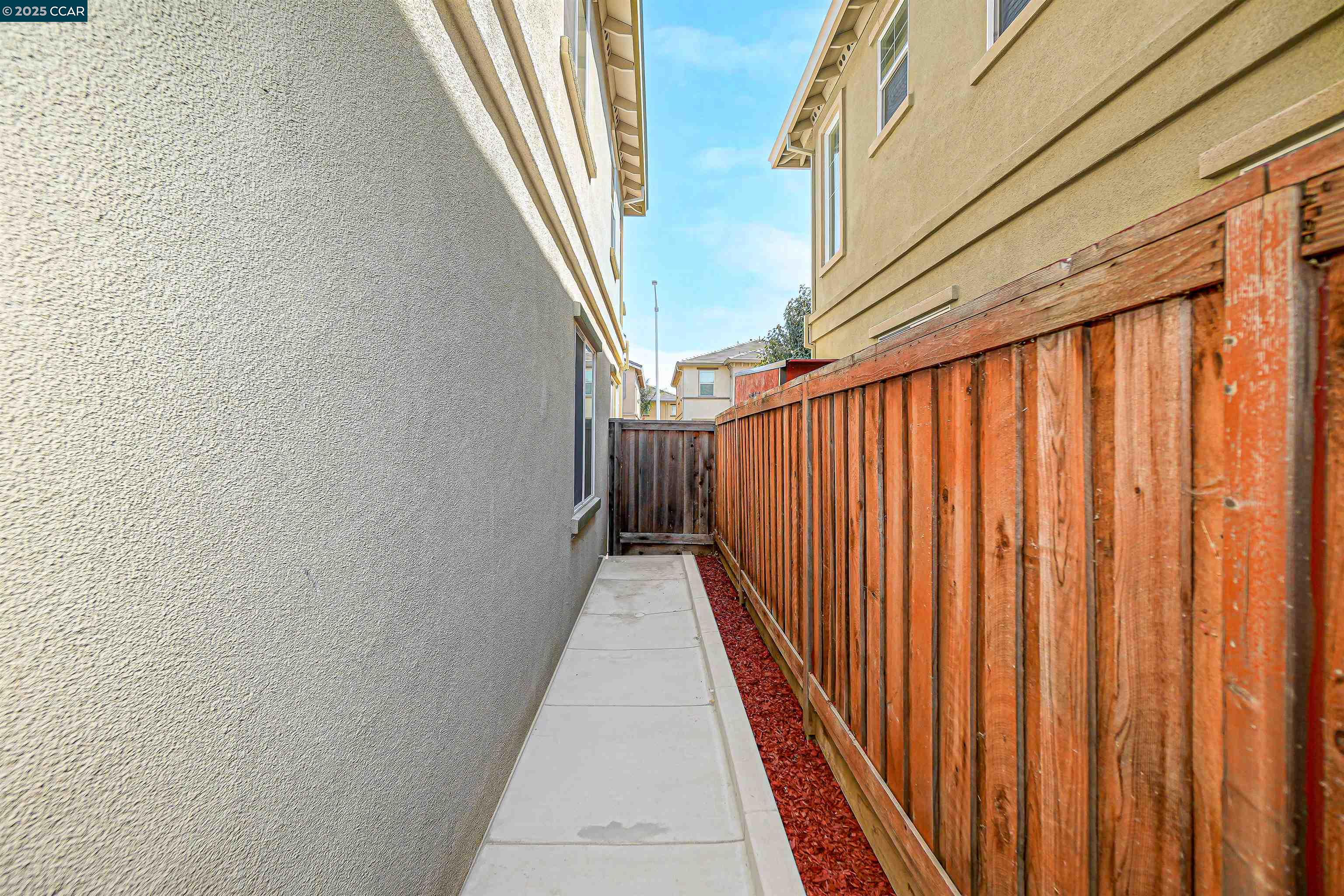 Detail Gallery Image 45 of 53 For 80 Greystone Pl, Pittsburg,  CA 94565 - 4 Beds | 2/1 Baths