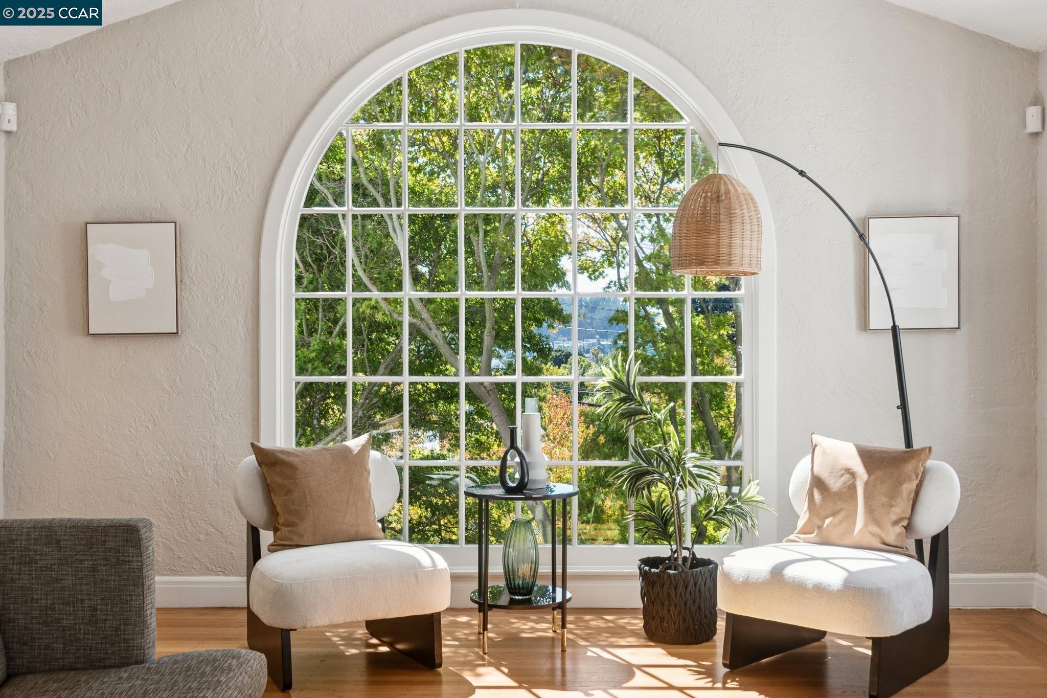 Front Image Thumbnail for CC41108891