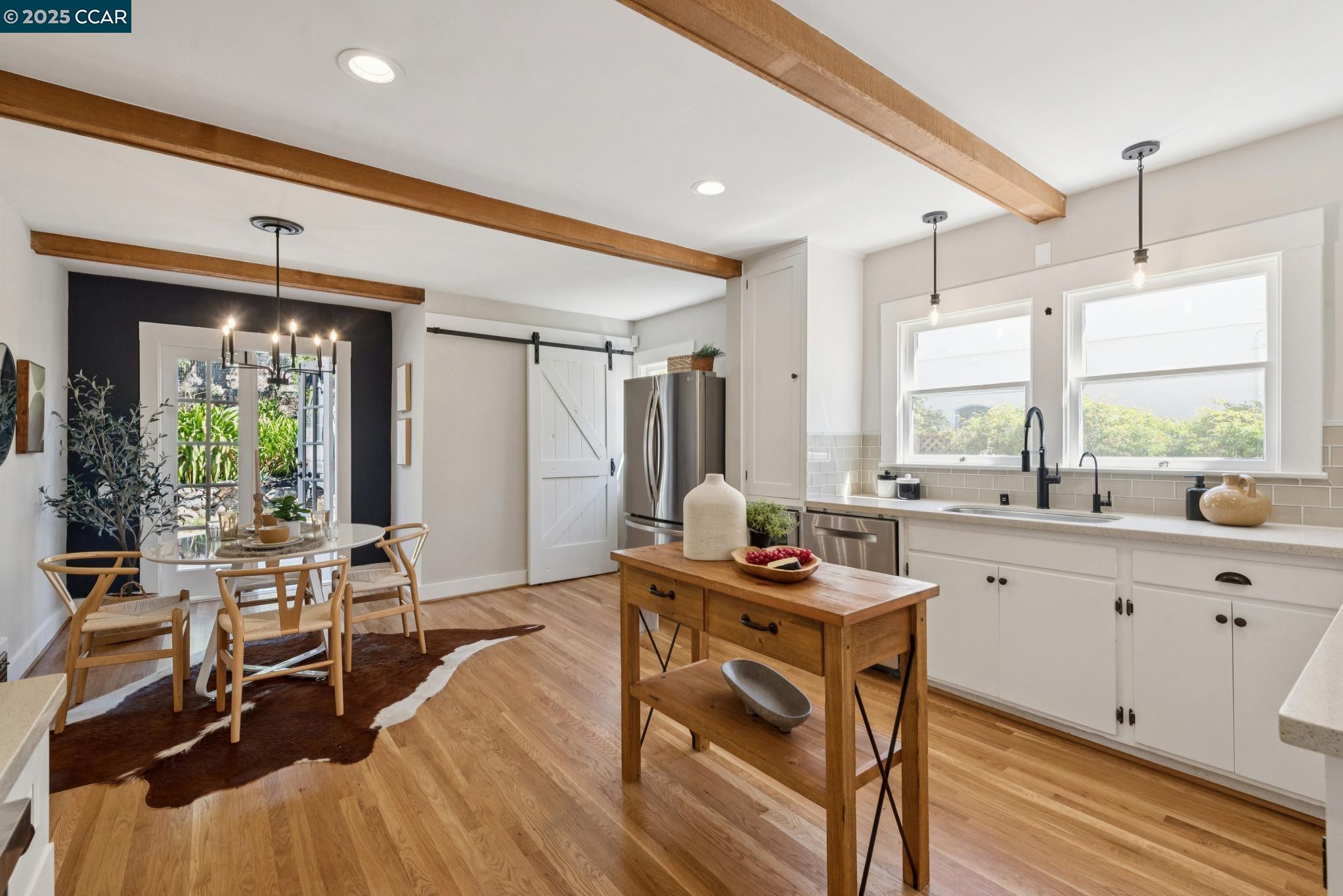 Detail Gallery Image 24 of 60 For 545 Colusa Ave, Berkeley,  CA 94707 - 3 Beds | 1/1 Baths