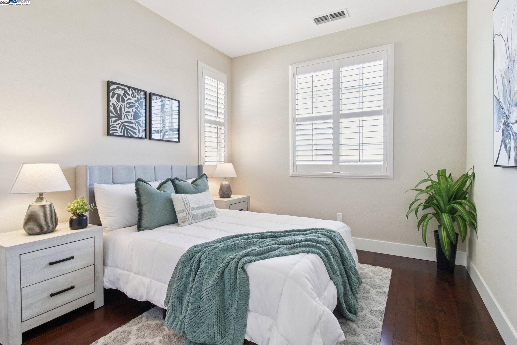 Detail Gallery Image 18 of 38 For 38262 Luma Ter, Newark,  CA 94560 - 4 Beds | 3/1 Baths