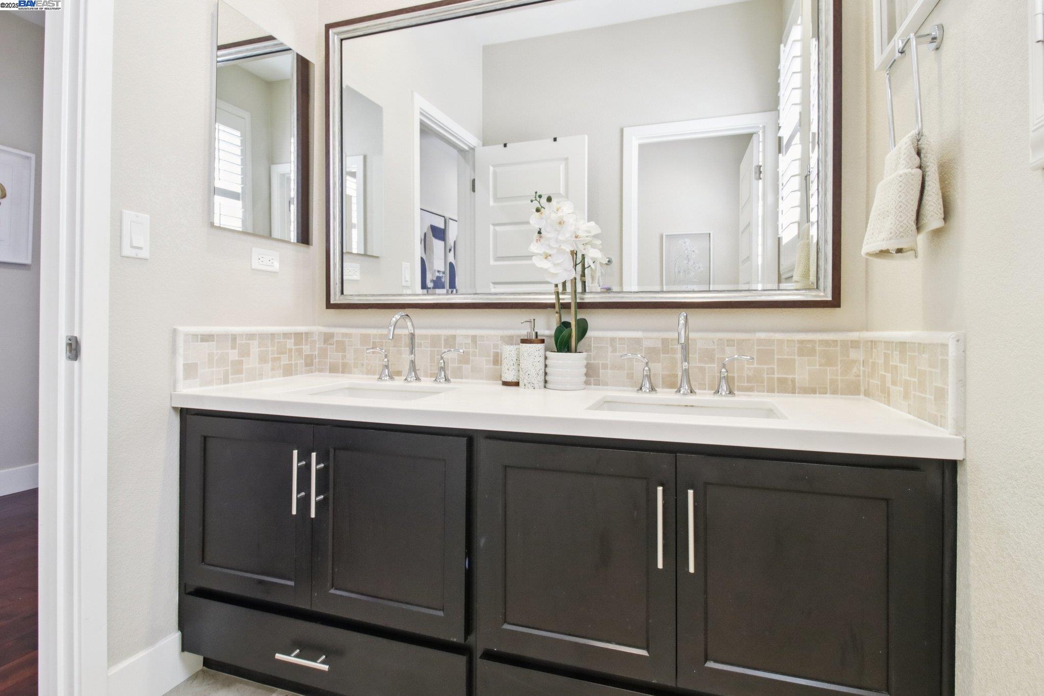 Detail Gallery Image 19 of 38 For 38262 Luma Ter, Newark,  CA 94560 - 4 Beds | 3/1 Baths