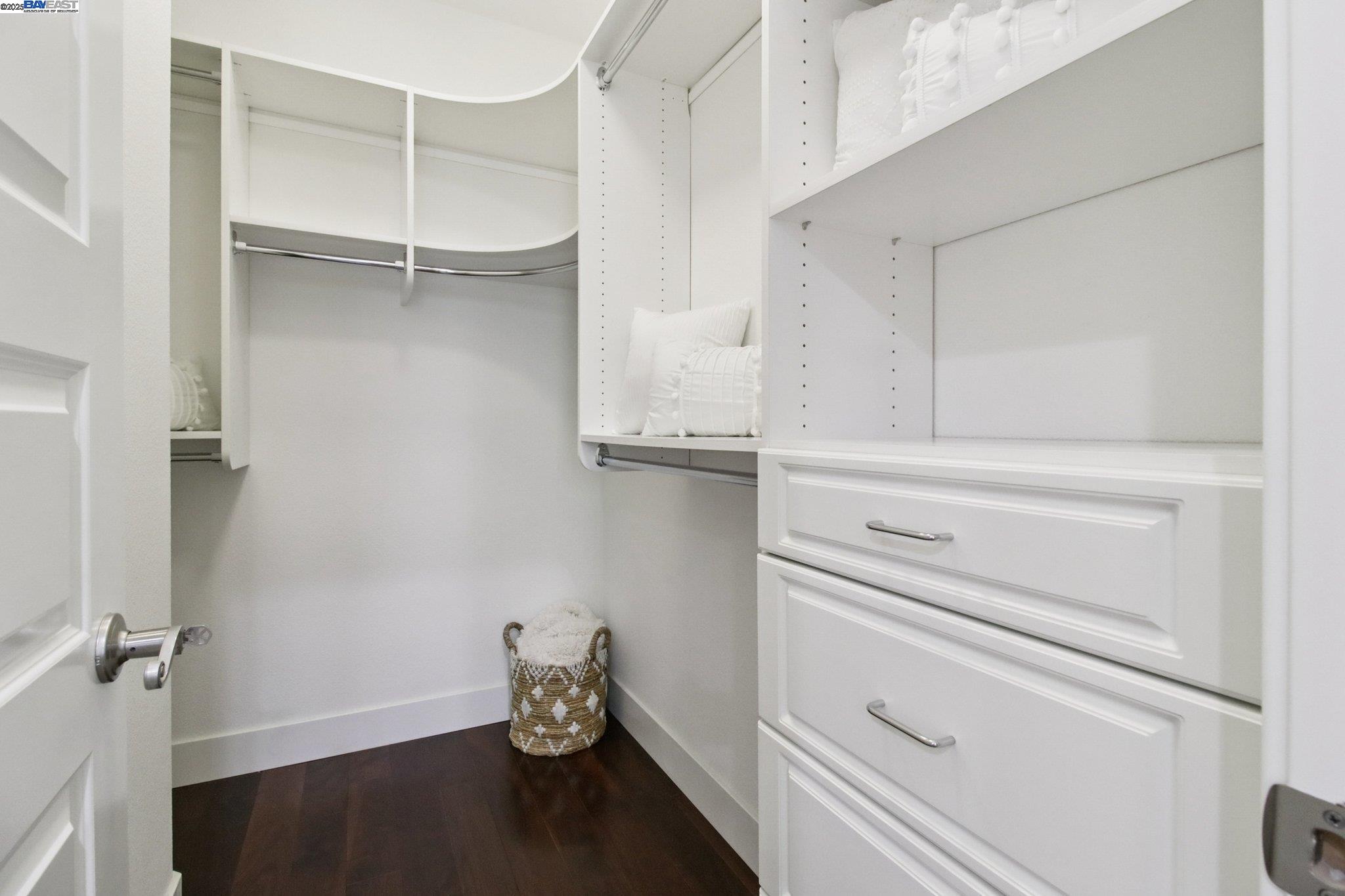 Detail Gallery Image 24 of 38 For 38262 Luma Ter, Newark,  CA 94560 - 4 Beds | 3/1 Baths