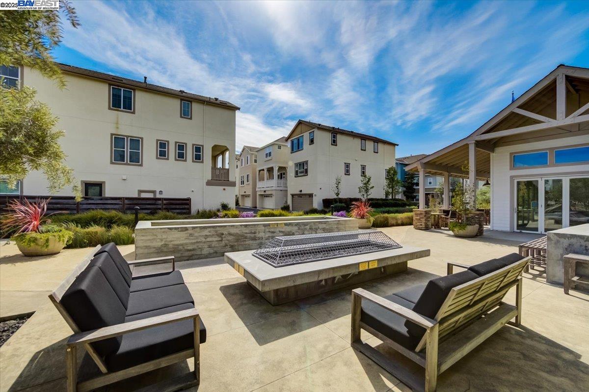 Detail Gallery Image 33 of 38 For 38262 Luma Ter, Newark,  CA 94560 - 4 Beds | 3/1 Baths