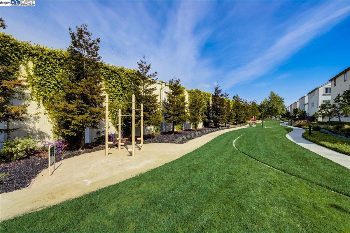 Detail Gallery Image 35 of 38 For 38262 Luma Ter, Newark,  CA 94560 - 4 Beds | 3/1 Baths