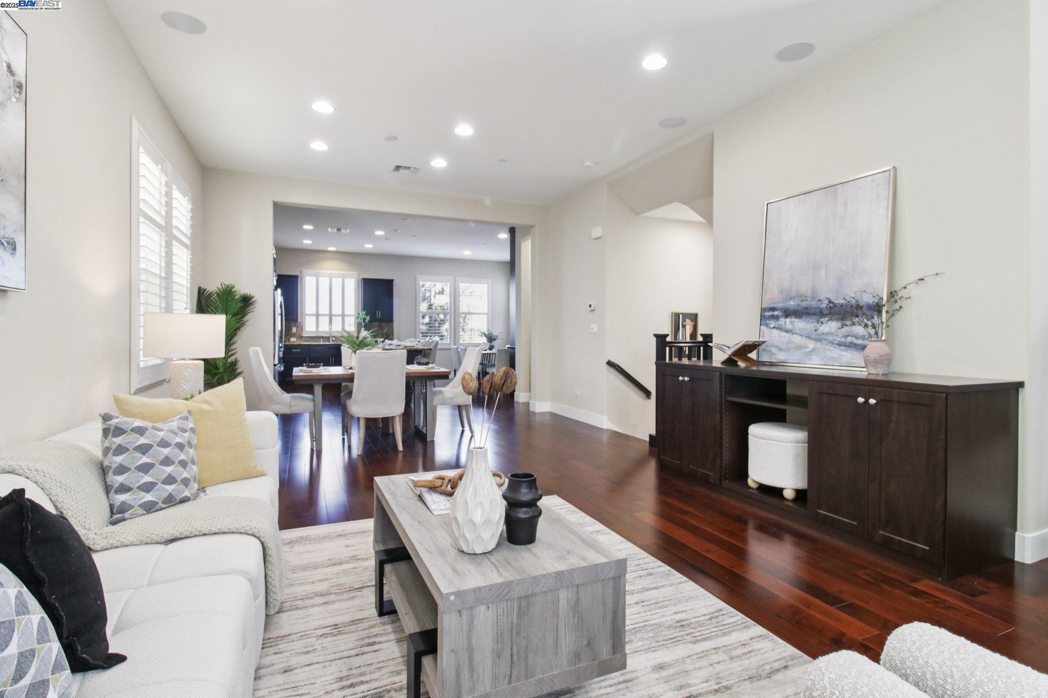 Detail Gallery Image 6 of 38 For 38262 Luma Ter, Newark,  CA 94560 - 4 Beds | 3/1 Baths
