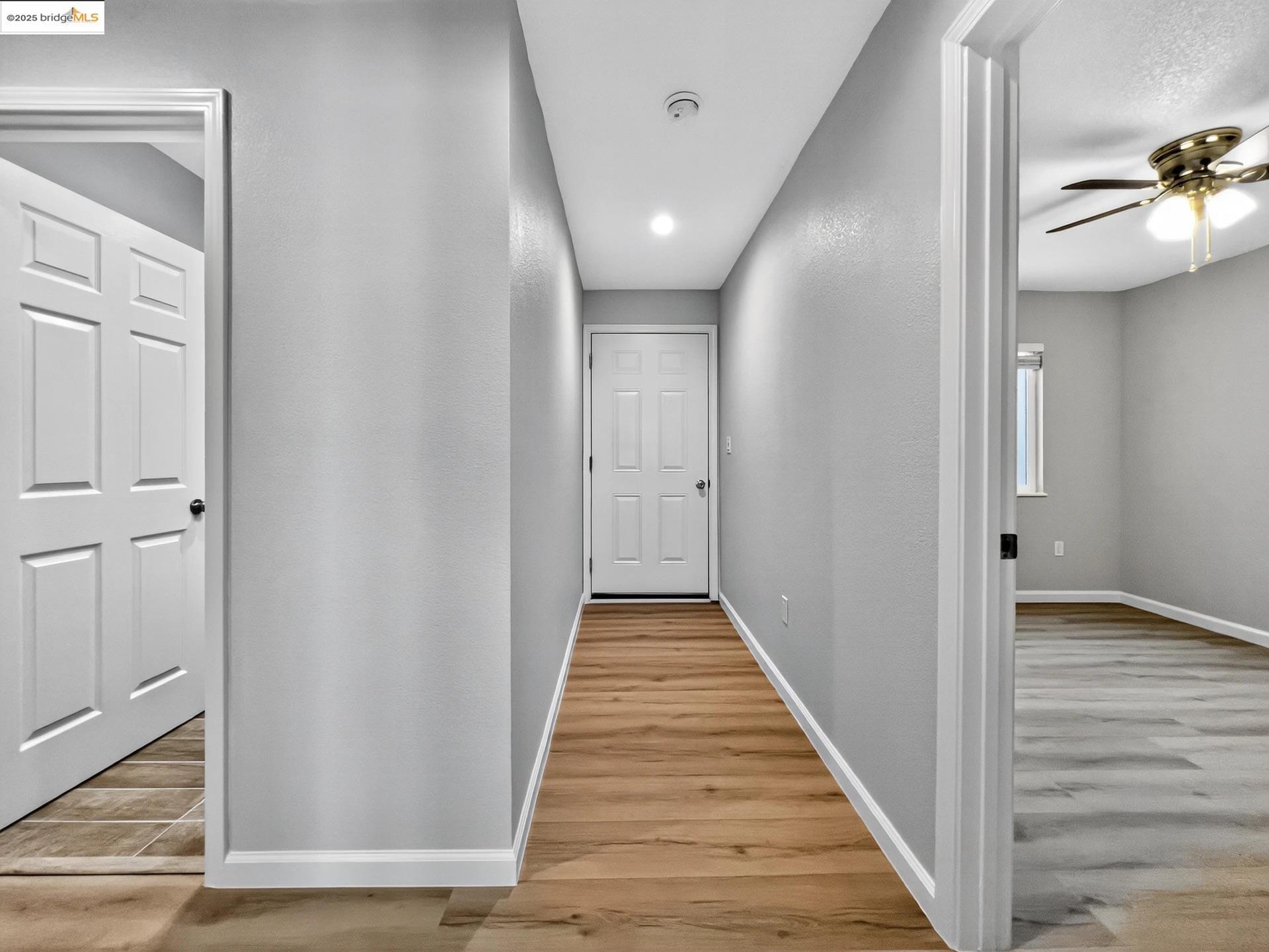 Detail Gallery Image 11 of 12 For 408 W 19th St #B,  Antioch,  CA 94509 - 3 Beds | 1 Baths