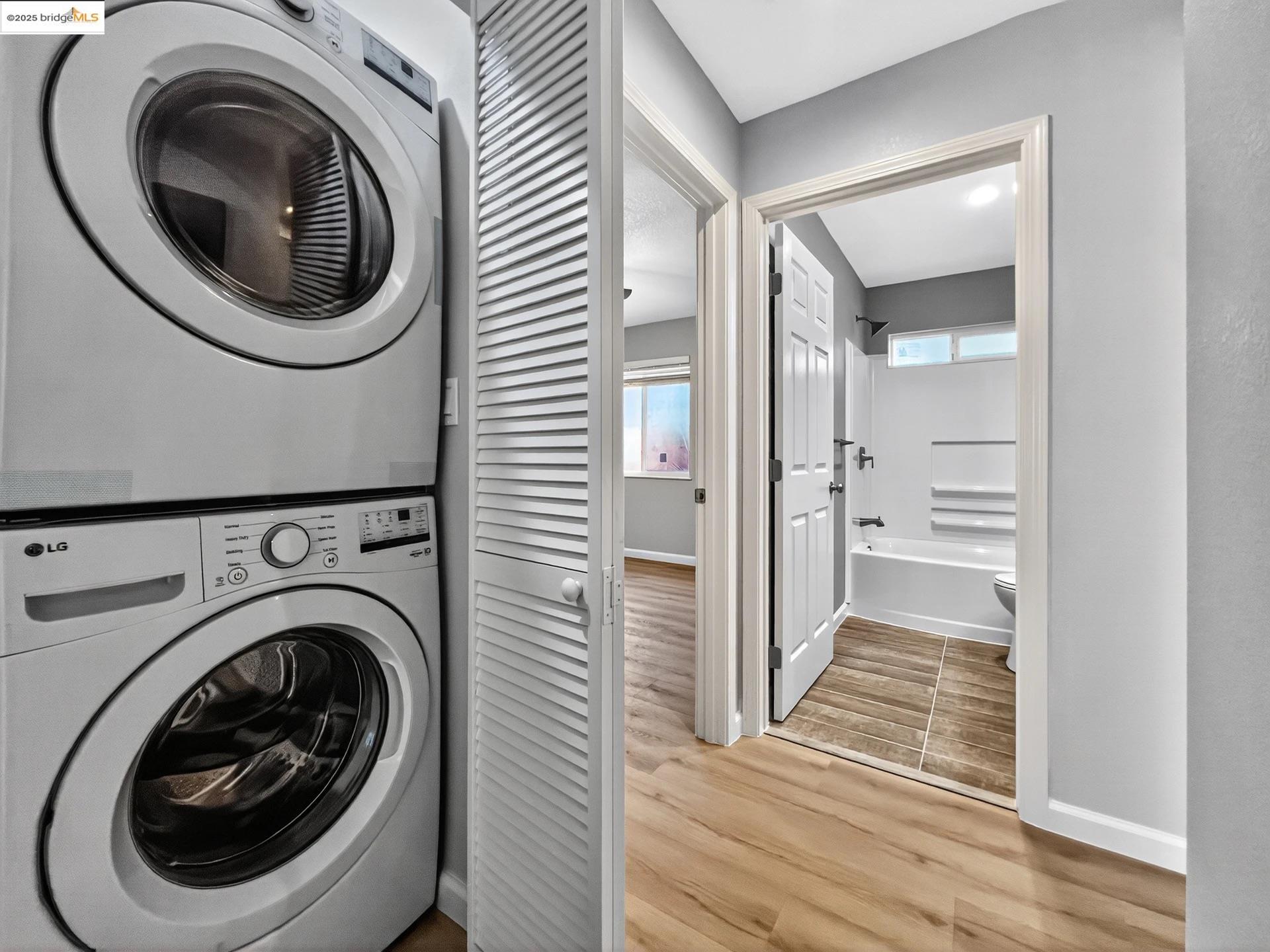 Detail Gallery Image 8 of 12 For 408 W 19th St #B,  Antioch,  CA 94509 - 3 Beds | 1 Baths