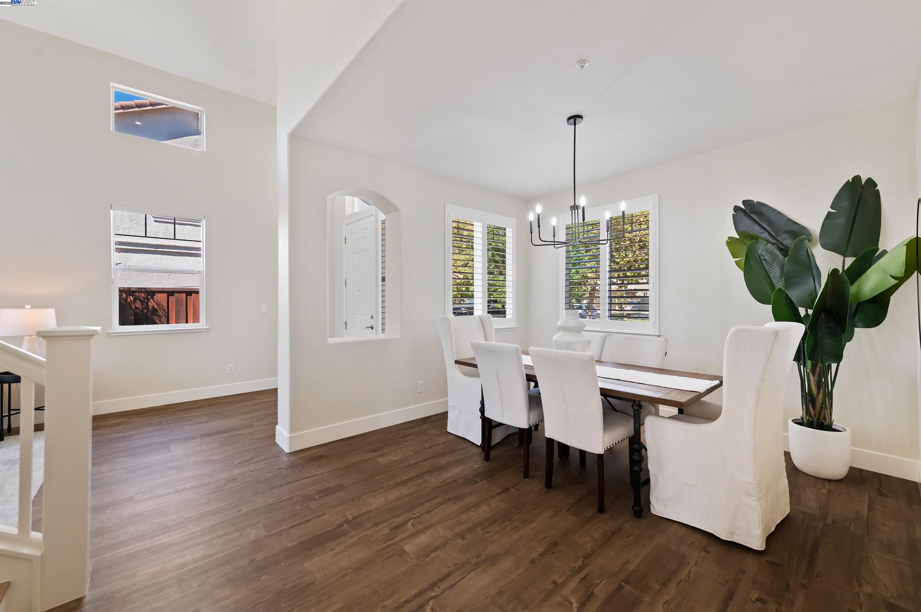 Detail Gallery Image 6 of 40 For 1834 Whipoorwill Ct, Livermore,  CA 94551 - 5 Beds | 3 Baths