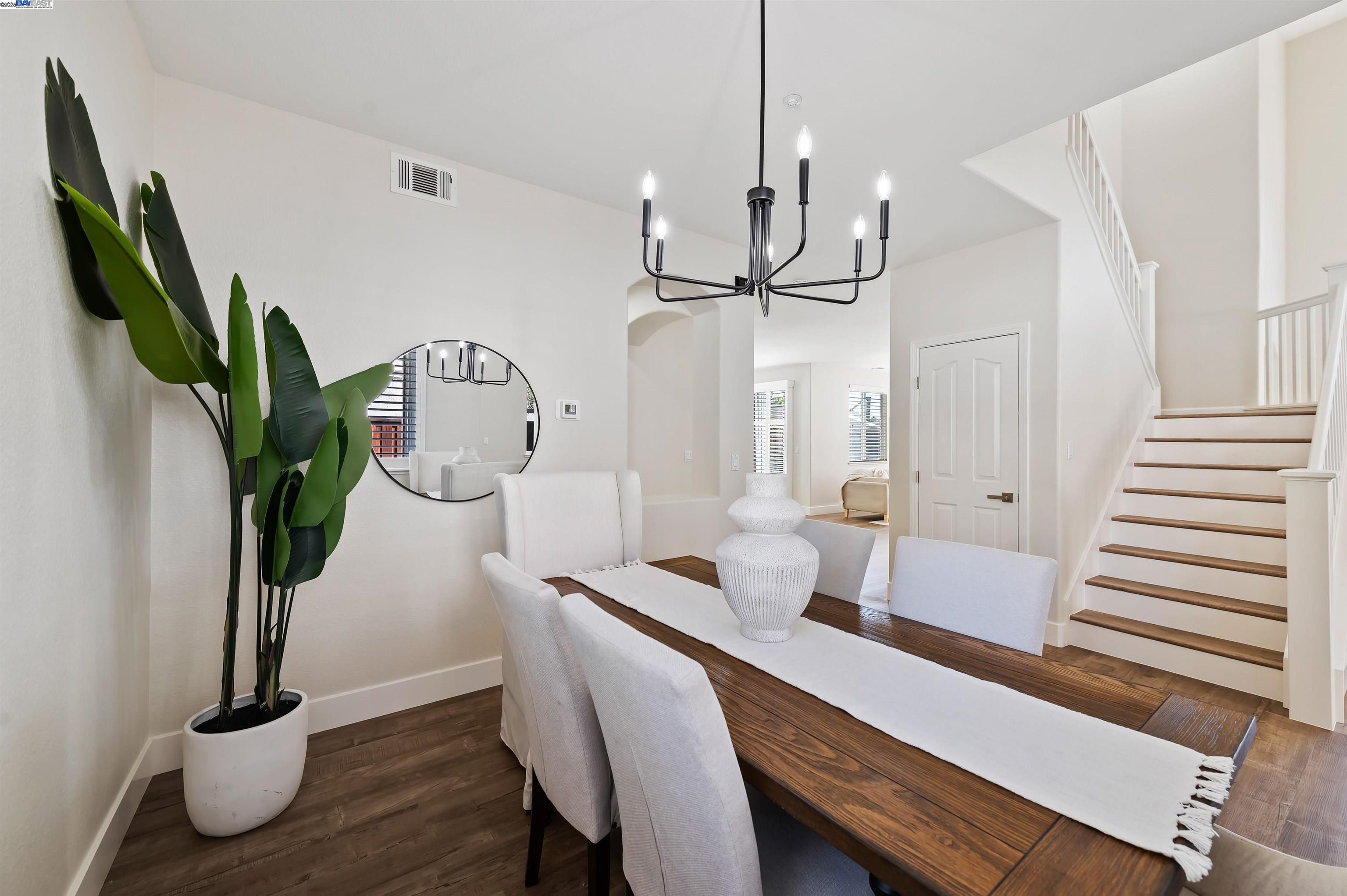 Detail Gallery Image 8 of 40 For 1834 Whipoorwill Ct, Livermore,  CA 94551 - 5 Beds | 3 Baths