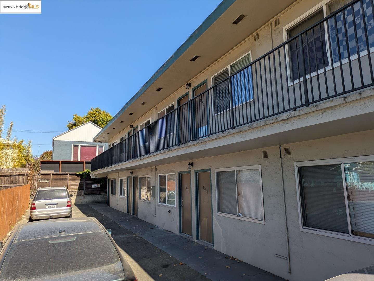 Detail Gallery Image 11 of 13 For 1213 San Pablo Ave, Berkeley,  CA 94706 - – Beds | – Baths