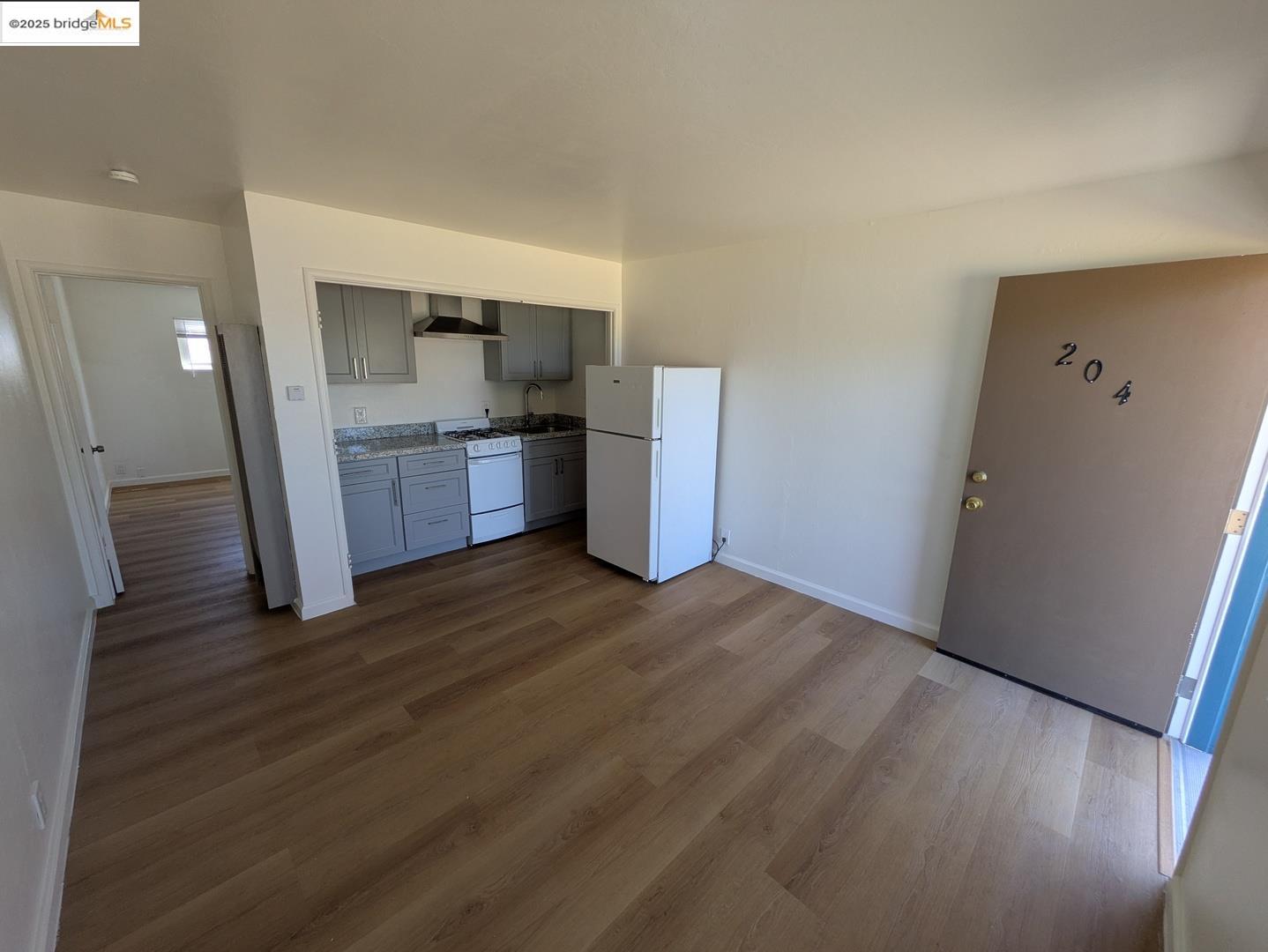 Detail Gallery Image 3 of 13 For 1213 San Pablo Ave, Berkeley,  CA 94706 - – Beds | – Baths