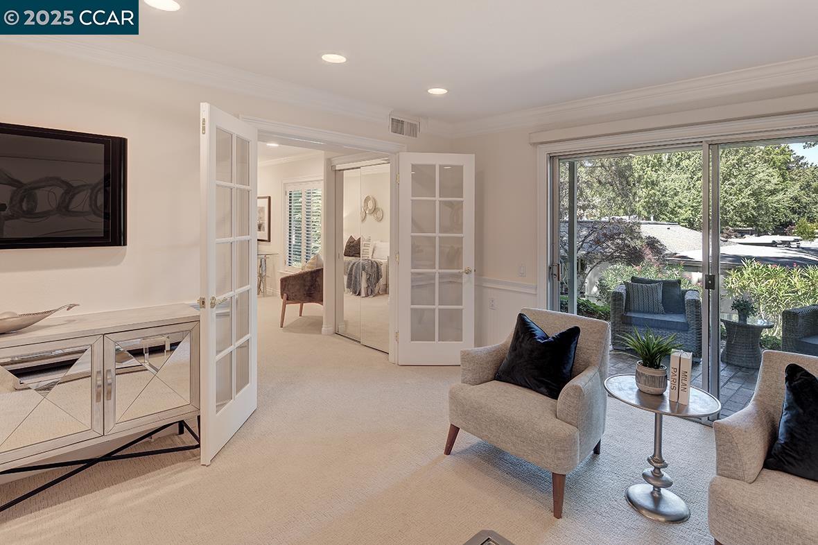 Detail Gallery Image 19 of 51 For 2321 Tice Creek Dr #2,  Walnut Creek,  CA 94595 - 2 Beds | 2 Baths