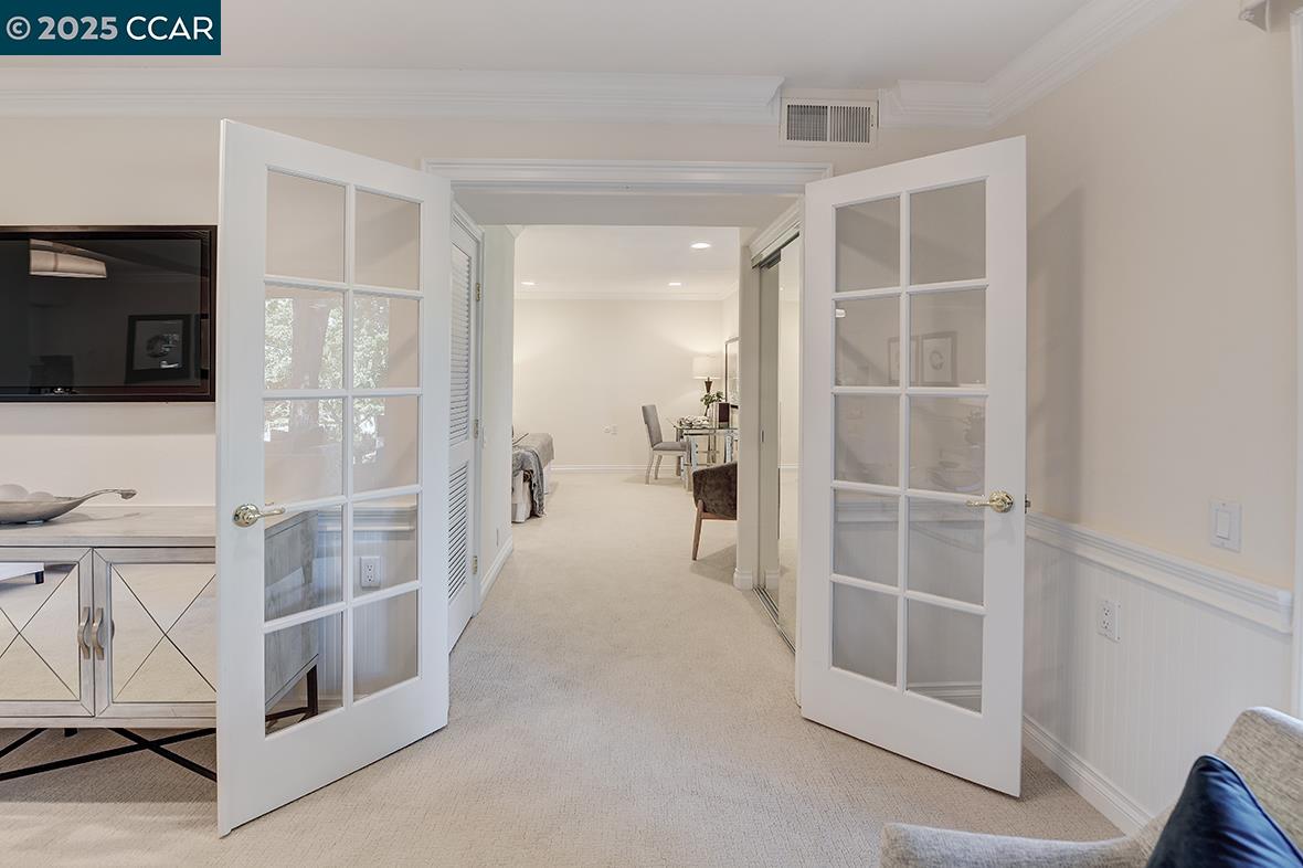 Detail Gallery Image 20 of 51 For 2321 Tice Creek Dr #2,  Walnut Creek,  CA 94595 - 2 Beds | 2 Baths