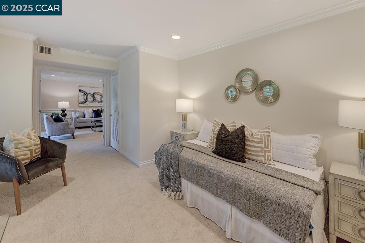 Detail Gallery Image 24 of 51 For 2321 Tice Creek Dr #2,  Walnut Creek,  CA 94595 - 2 Beds | 2 Baths