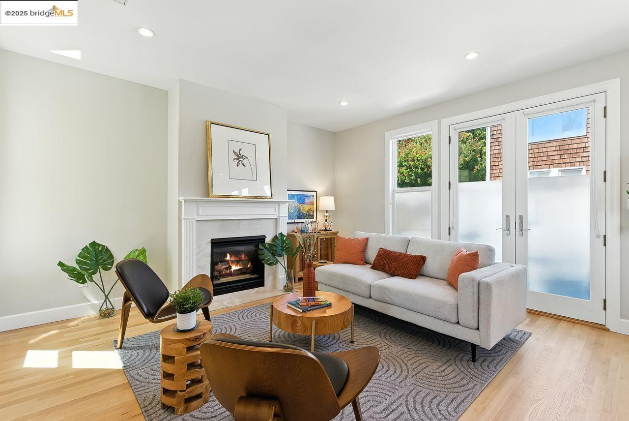 Detail Gallery Image 28 of 45 For 280 Monterey Blvd., San Francisco,  CA 94131 - 5 Beds | 3 Baths