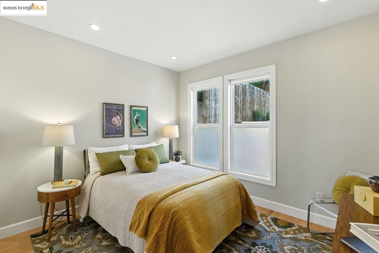 Detail Gallery Image 31 of 45 For 280 Monterey Blvd., San Francisco,  CA 94131 - 5 Beds | 3 Baths