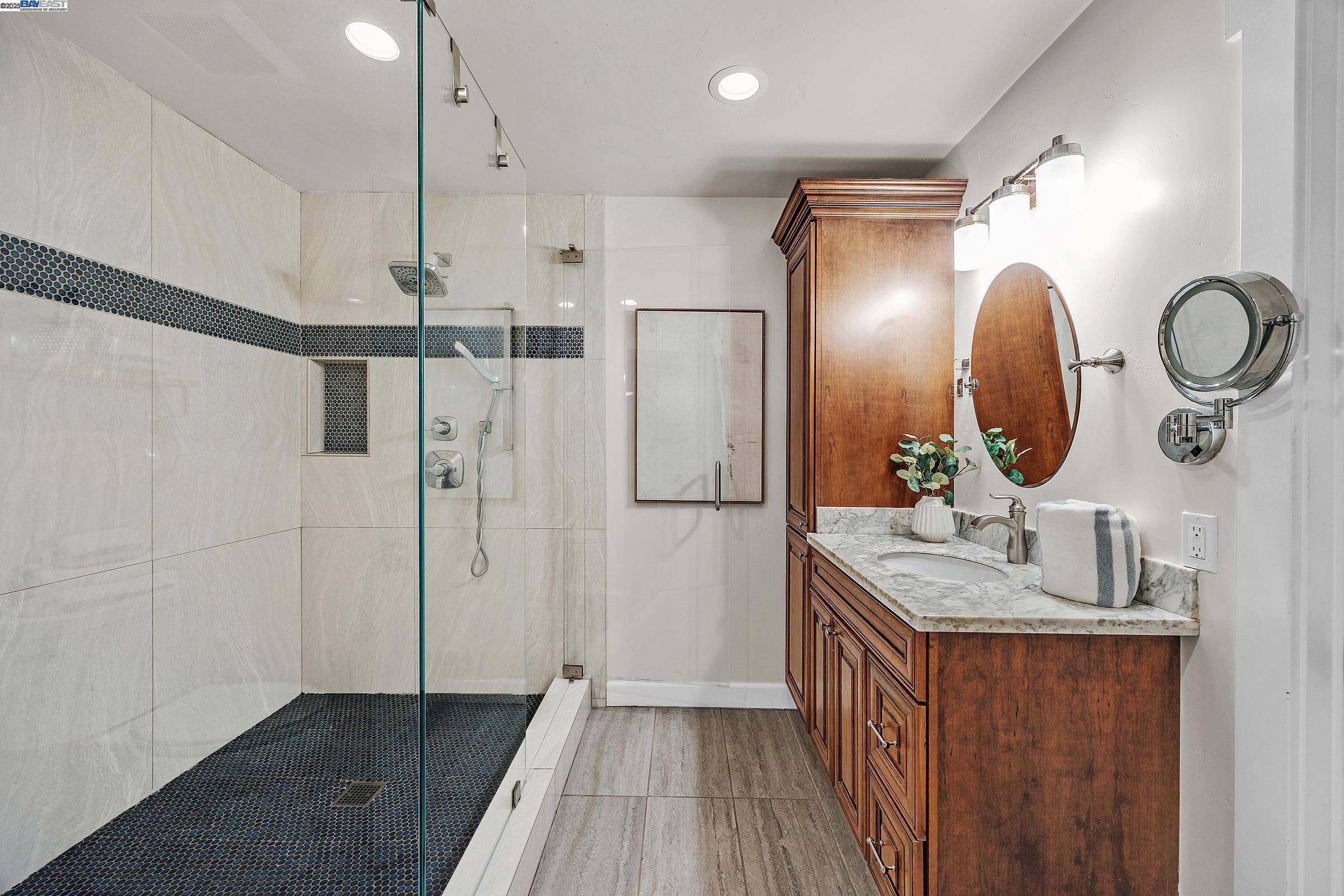 Detail Gallery Image 20 of 34 For 11530 Circle Way, Dublin,  CA 94568 - 4 Beds | 2 Baths
