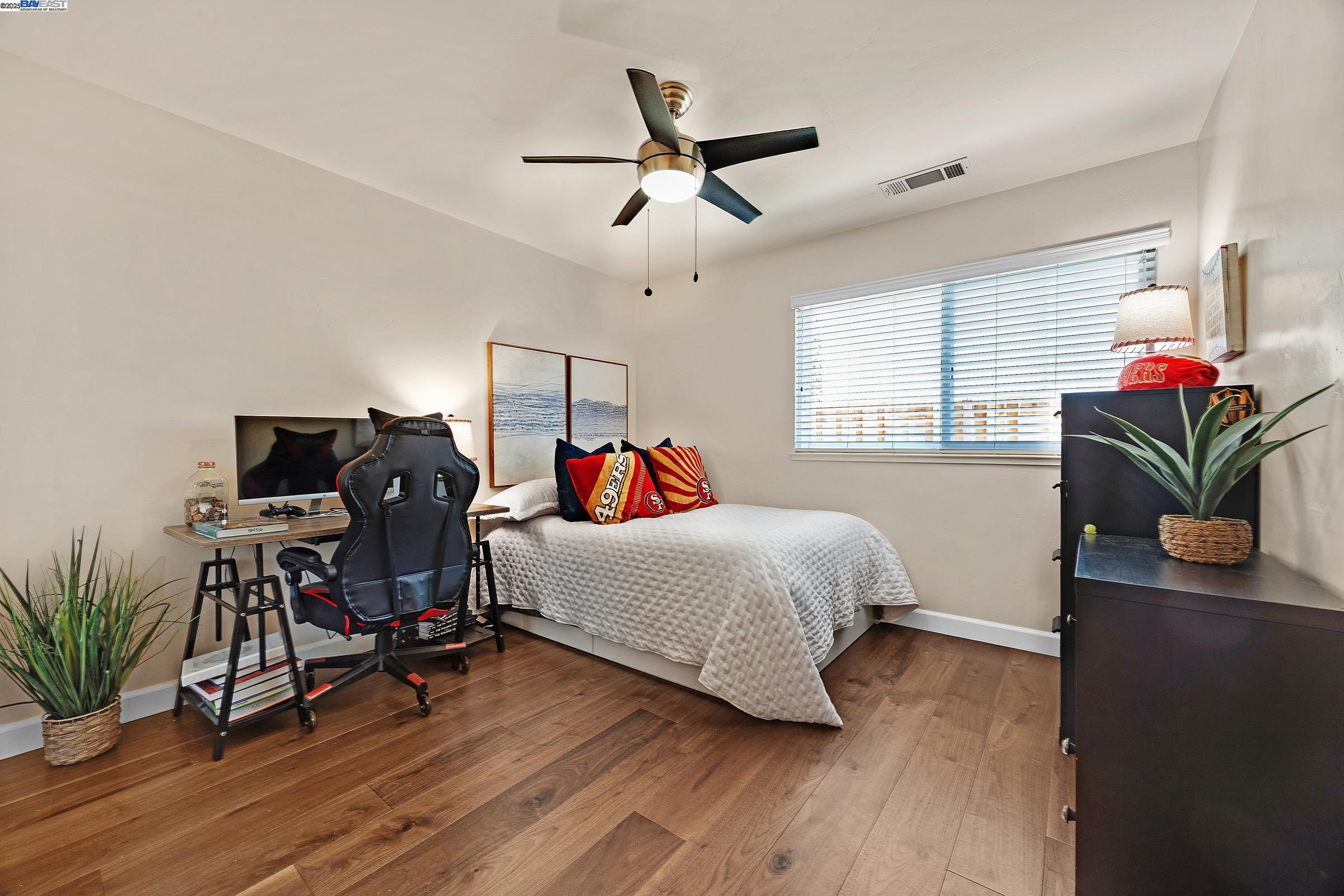 Detail Gallery Image 21 of 34 For 11530 Circle Way, Dublin,  CA 94568 - 4 Beds | 2 Baths