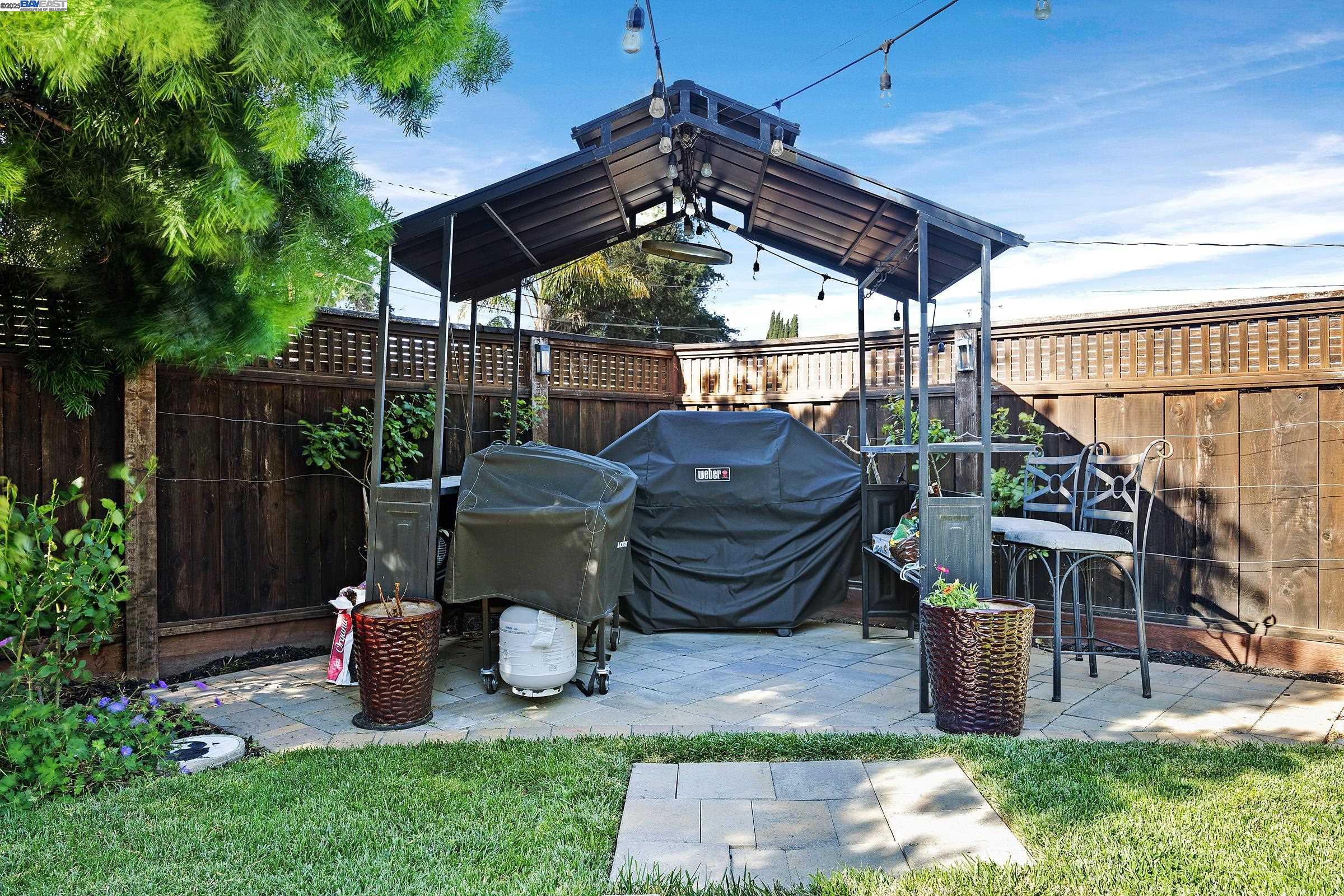 Detail Gallery Image 32 of 34 For 11530 Circle Way, Dublin,  CA 94568 - 4 Beds | 2 Baths