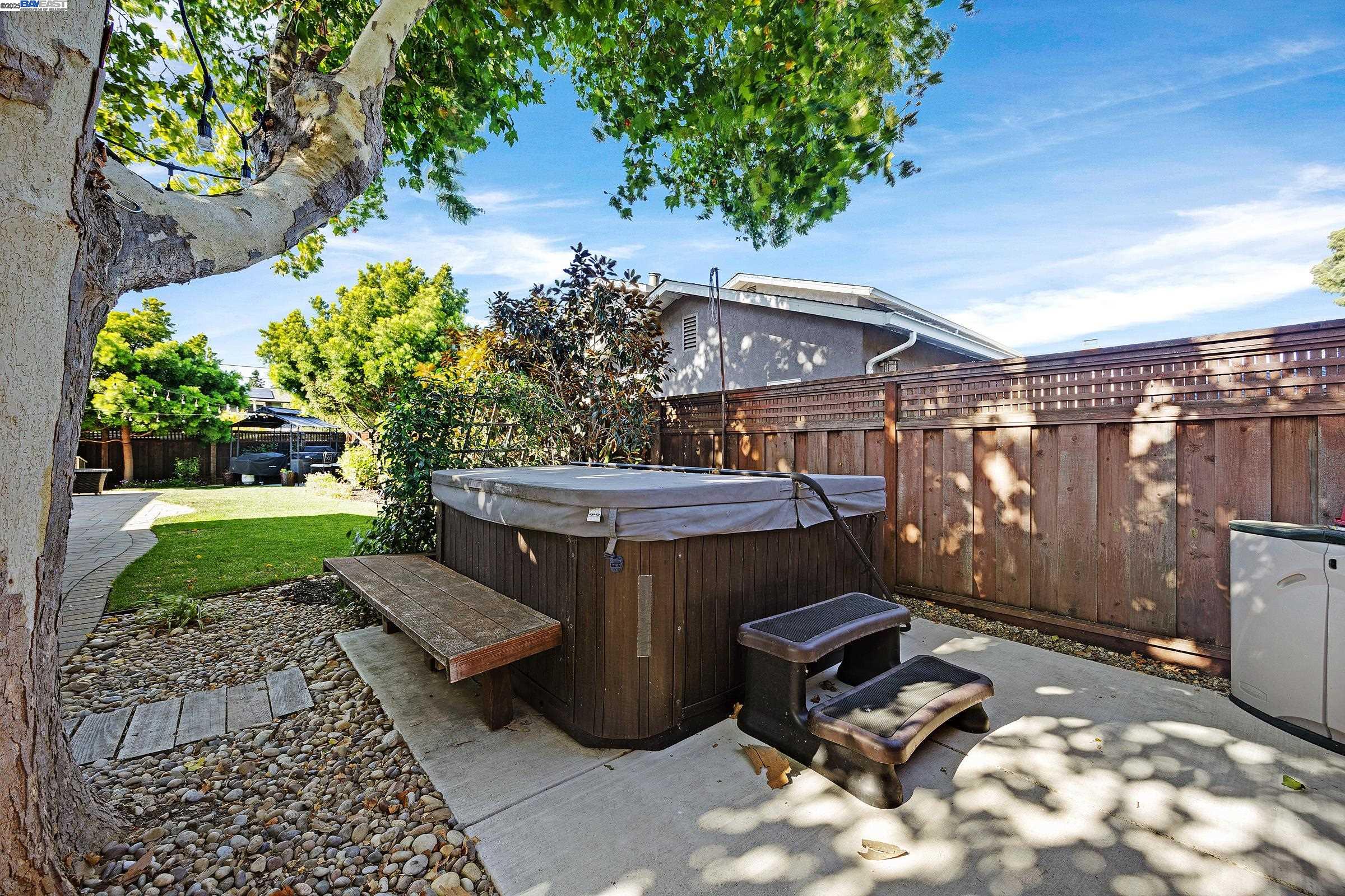 Detail Gallery Image 33 of 34 For 11530 Circle Way, Dublin,  CA 94568 - 4 Beds | 2 Baths