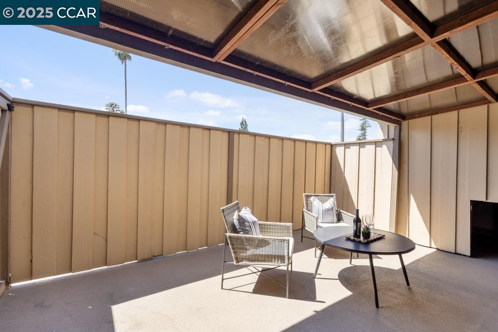 Detail Gallery Image 37 of 48 For 855 Portola Ave, Alameda,  CA 94501 - 2 Beds | 2 Baths