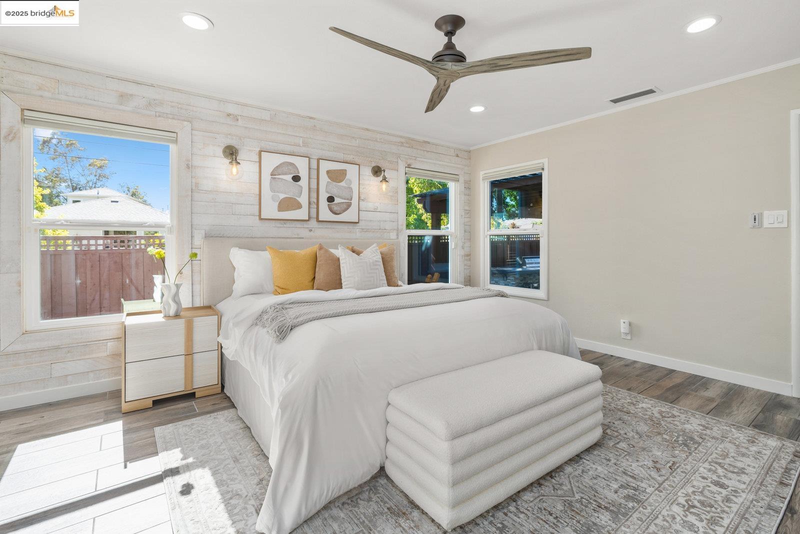 Detail Gallery Image 17 of 42 For 100 Covington St, Oakland,  CA 94605 - 3 Beds | 2 Baths