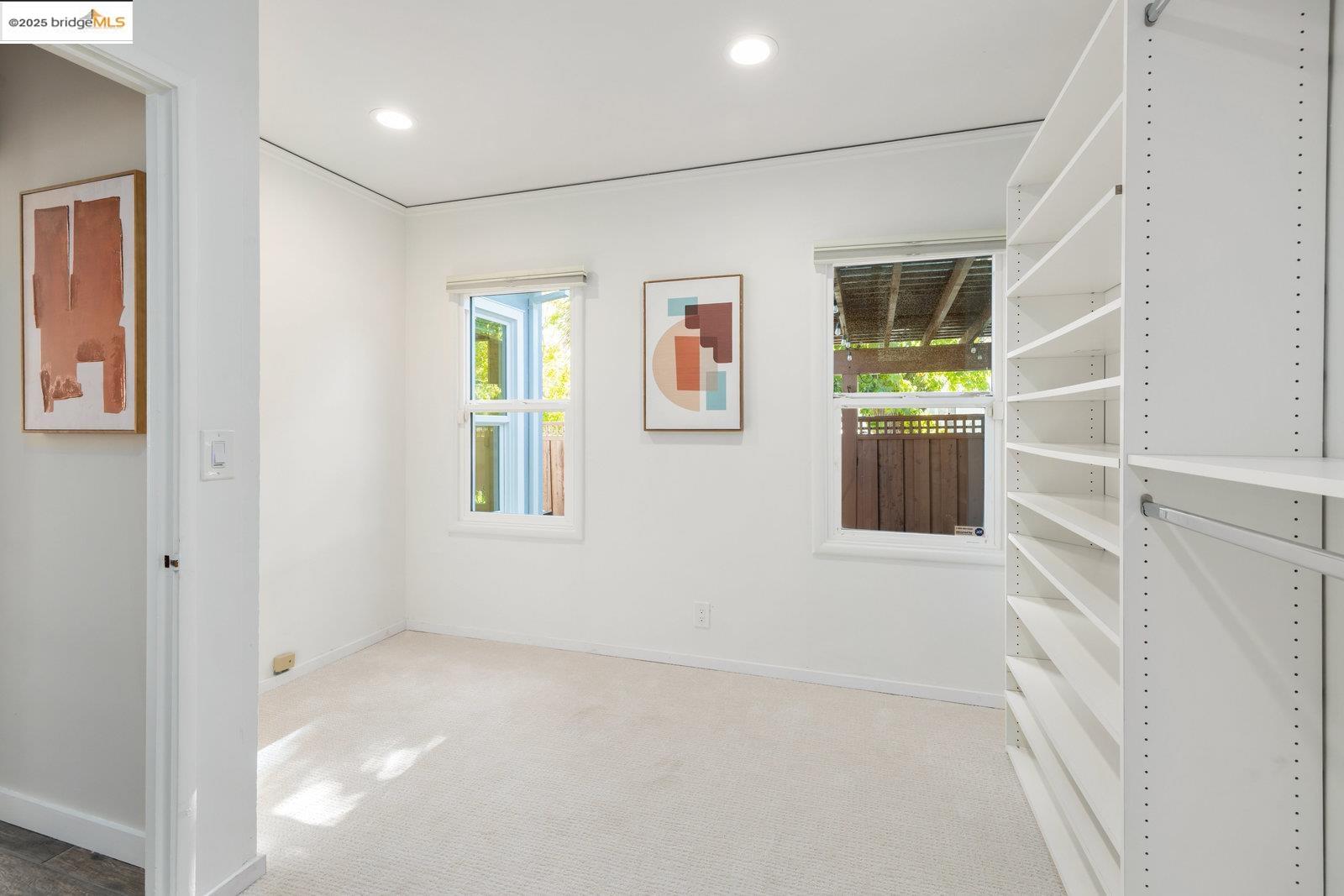 Detail Gallery Image 21 of 42 For 100 Covington St, Oakland,  CA 94605 - 3 Beds | 2 Baths